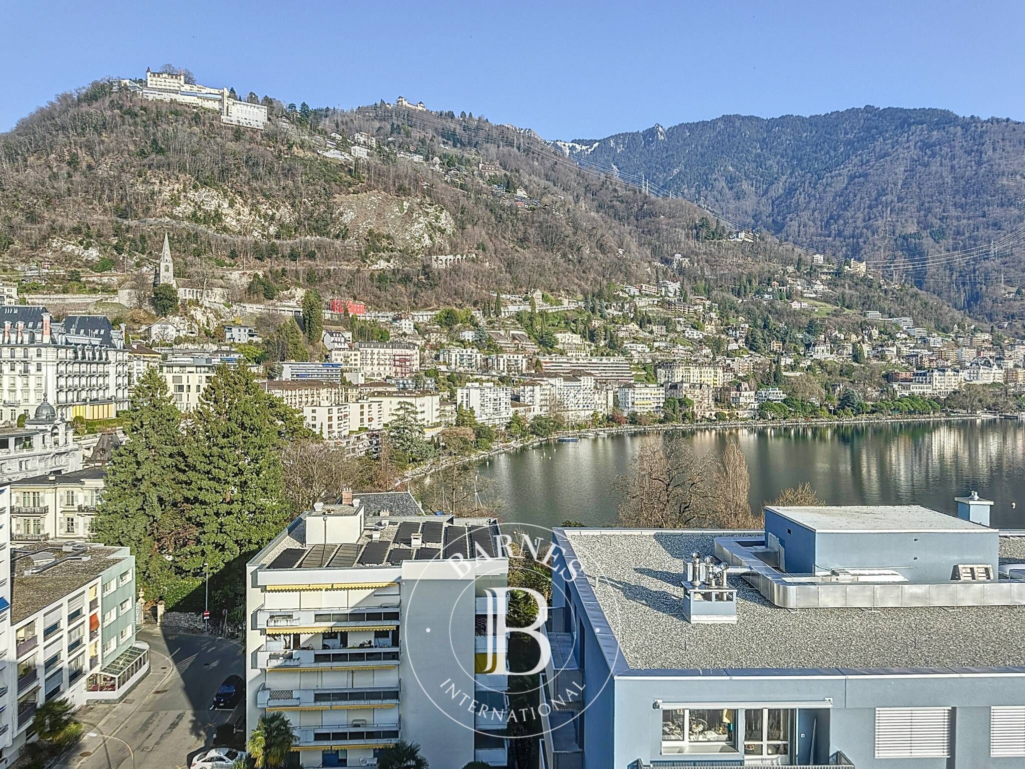 Daire Montreux - picture 33