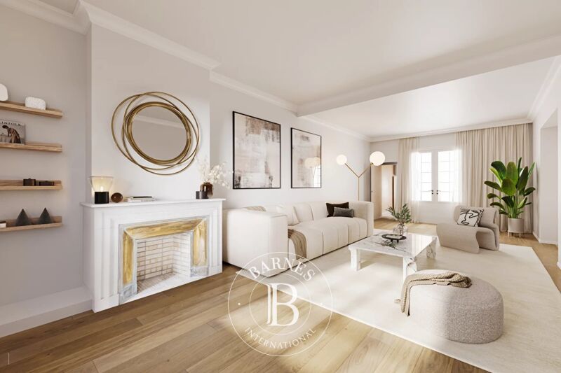 Exclusivity – 96 sqm flat to renovate - Bordeaux Golden Triangle area- Terrace