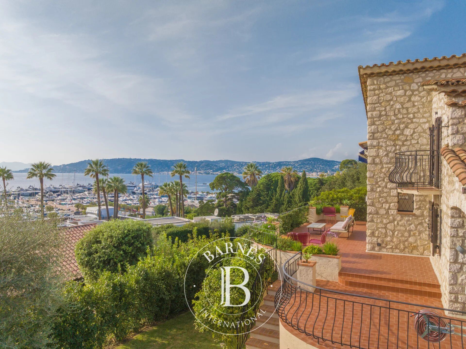 Villa Antibes - picture 2