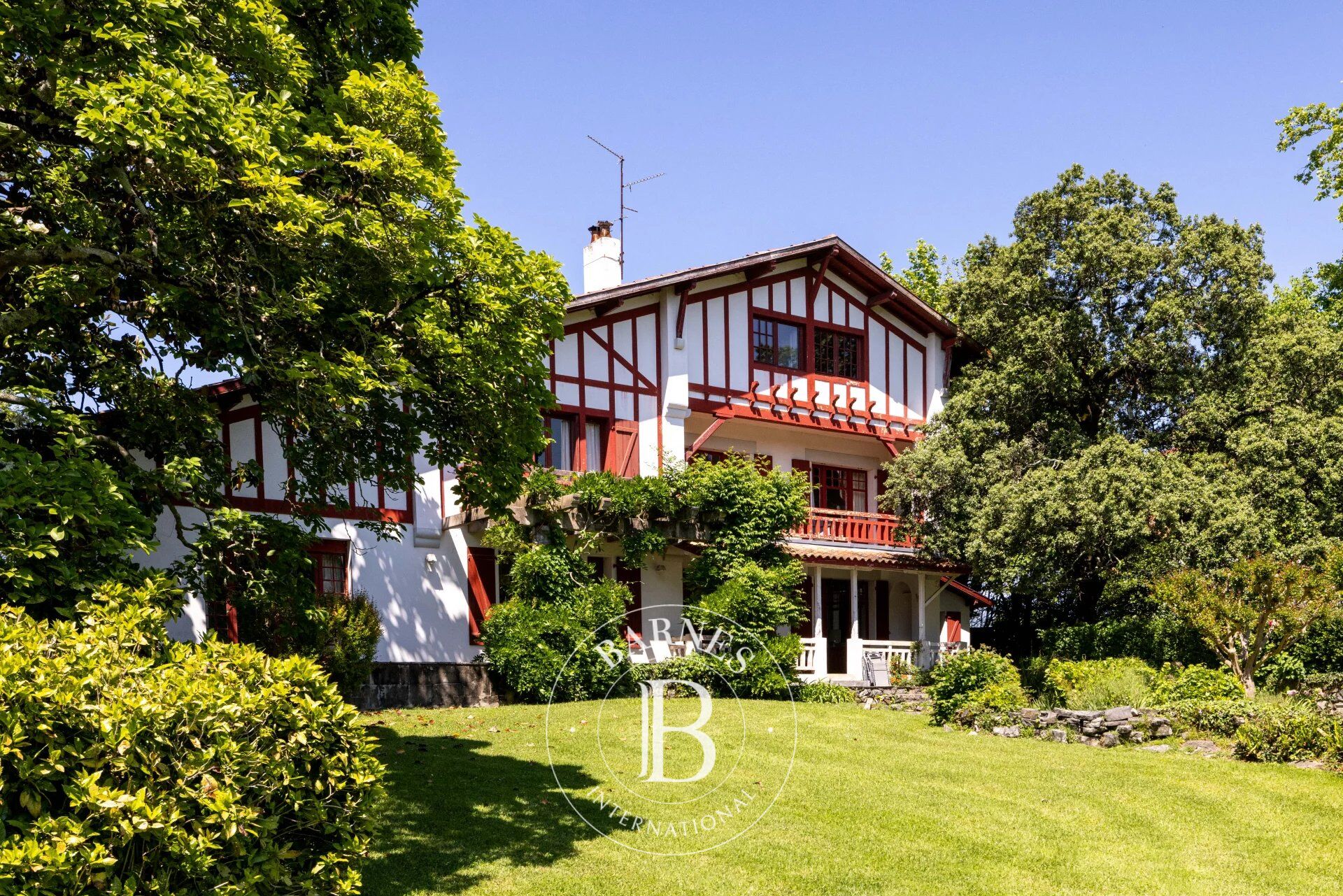 SAINT JEAN DE LUZ, GRANDE MAISON FAMILIALE DES ANNÉES 1920 - picture 2