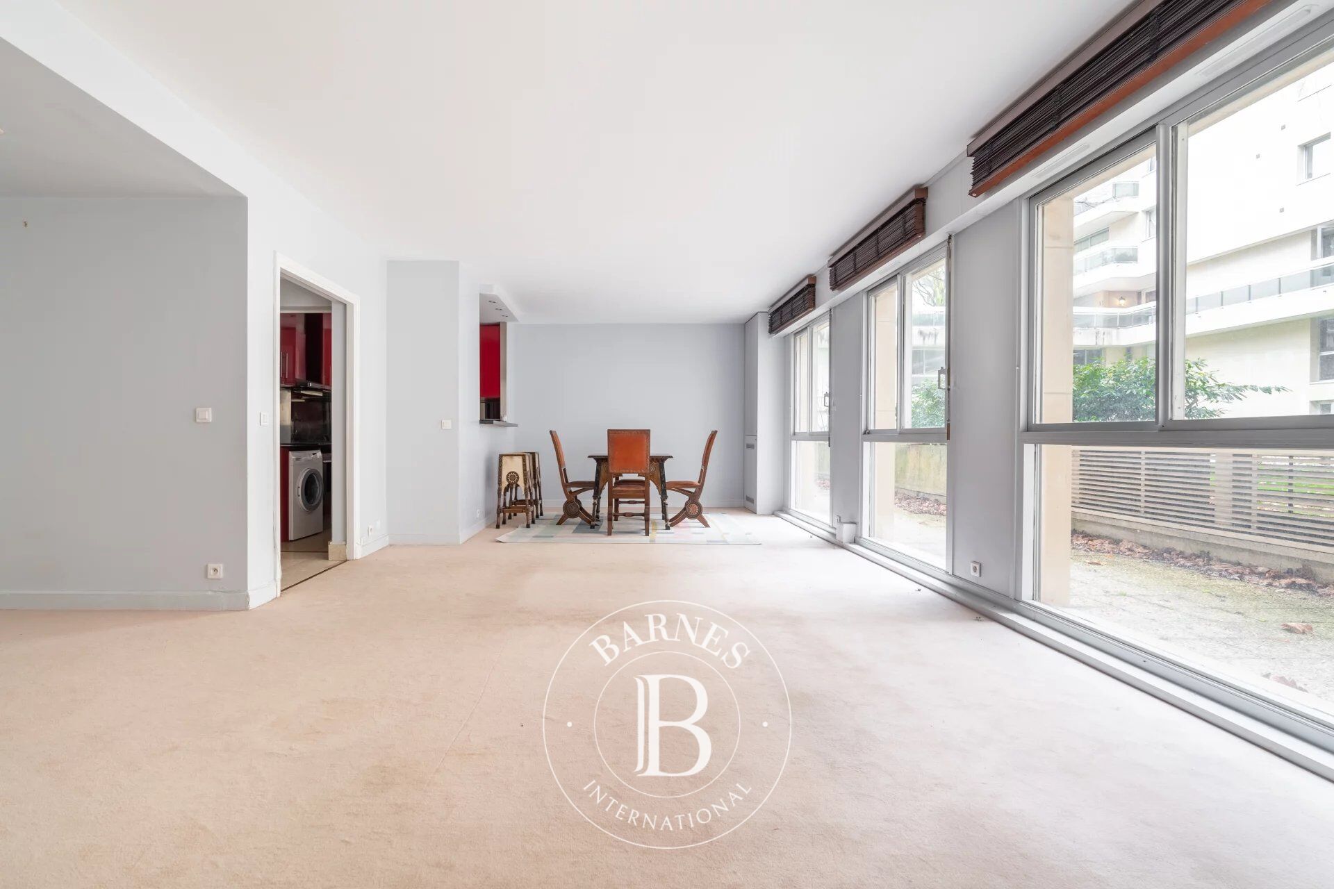 Paris 7. Le calme sur un jardin au coeur du 7ème - picture 2