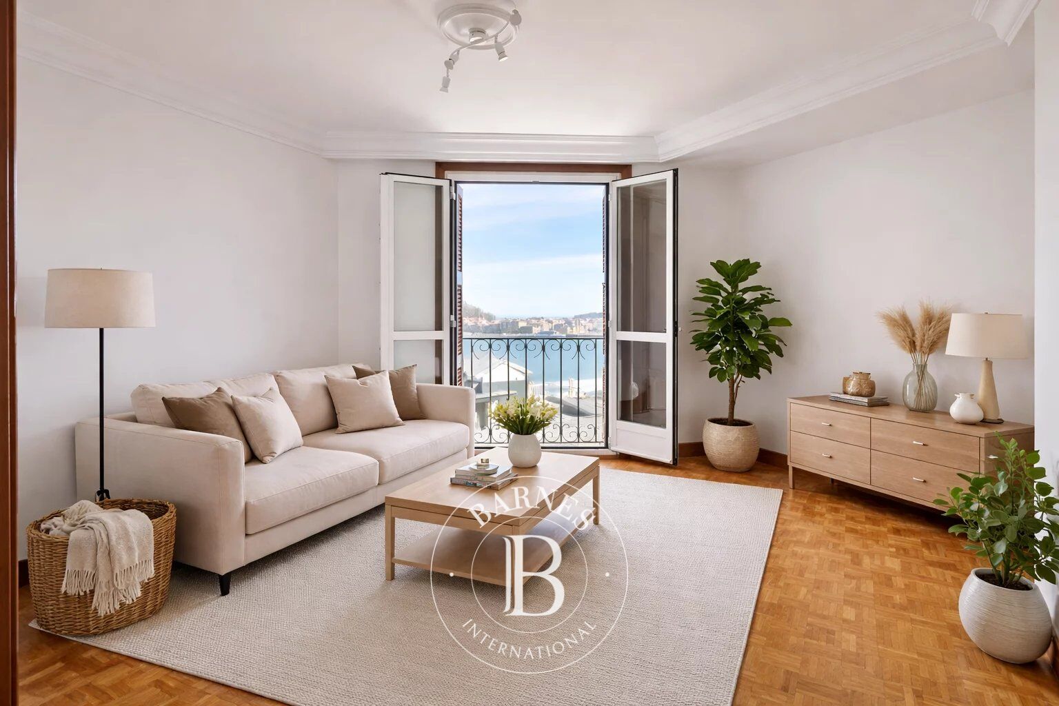 SAN SEBASTIÁN - Charmante villa individuelle avec des vues panoramiques spectaculaires sur la concha - picture 3