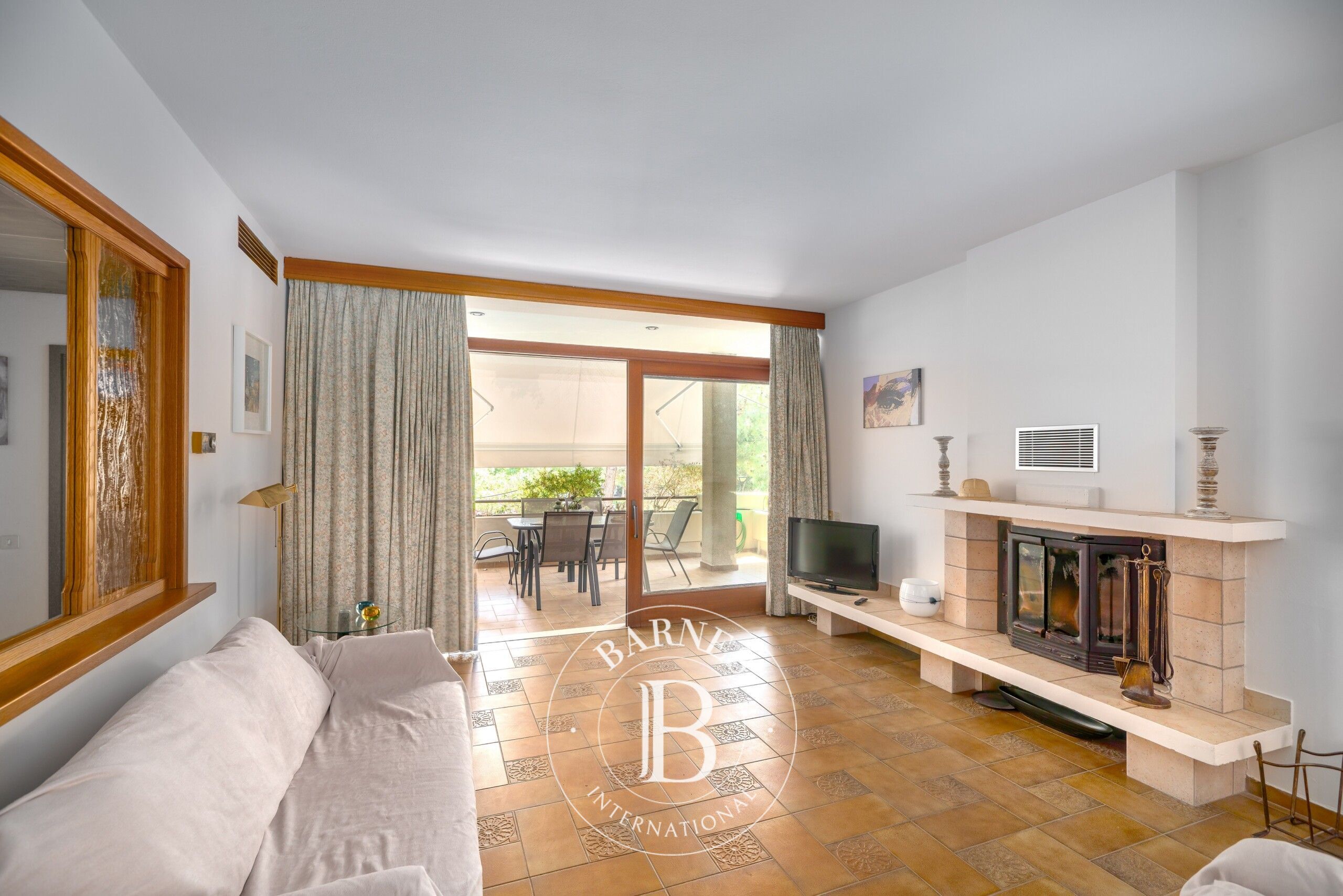 Ev Nea Smyrni - picture 4