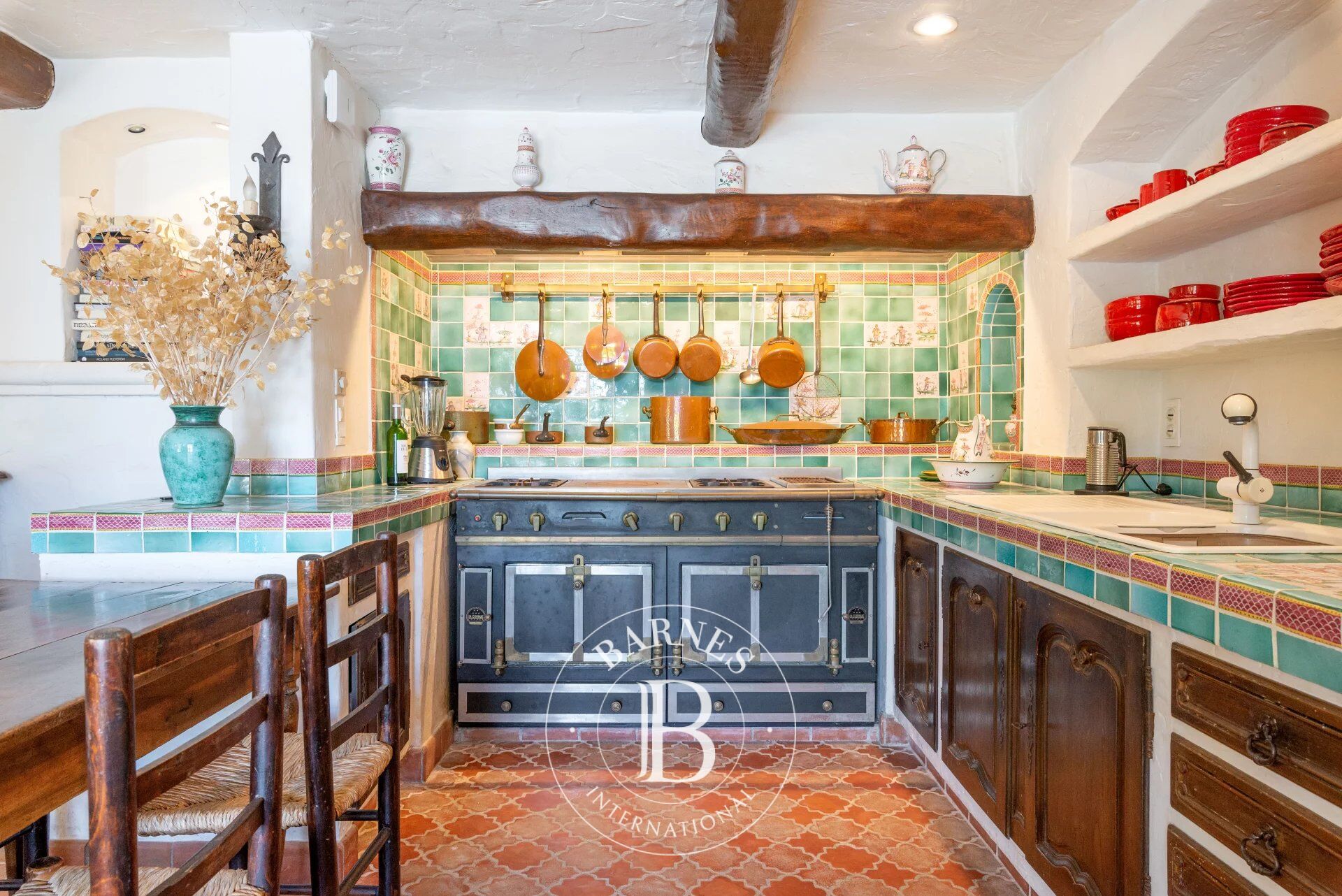 Ev Mougins - picture 12