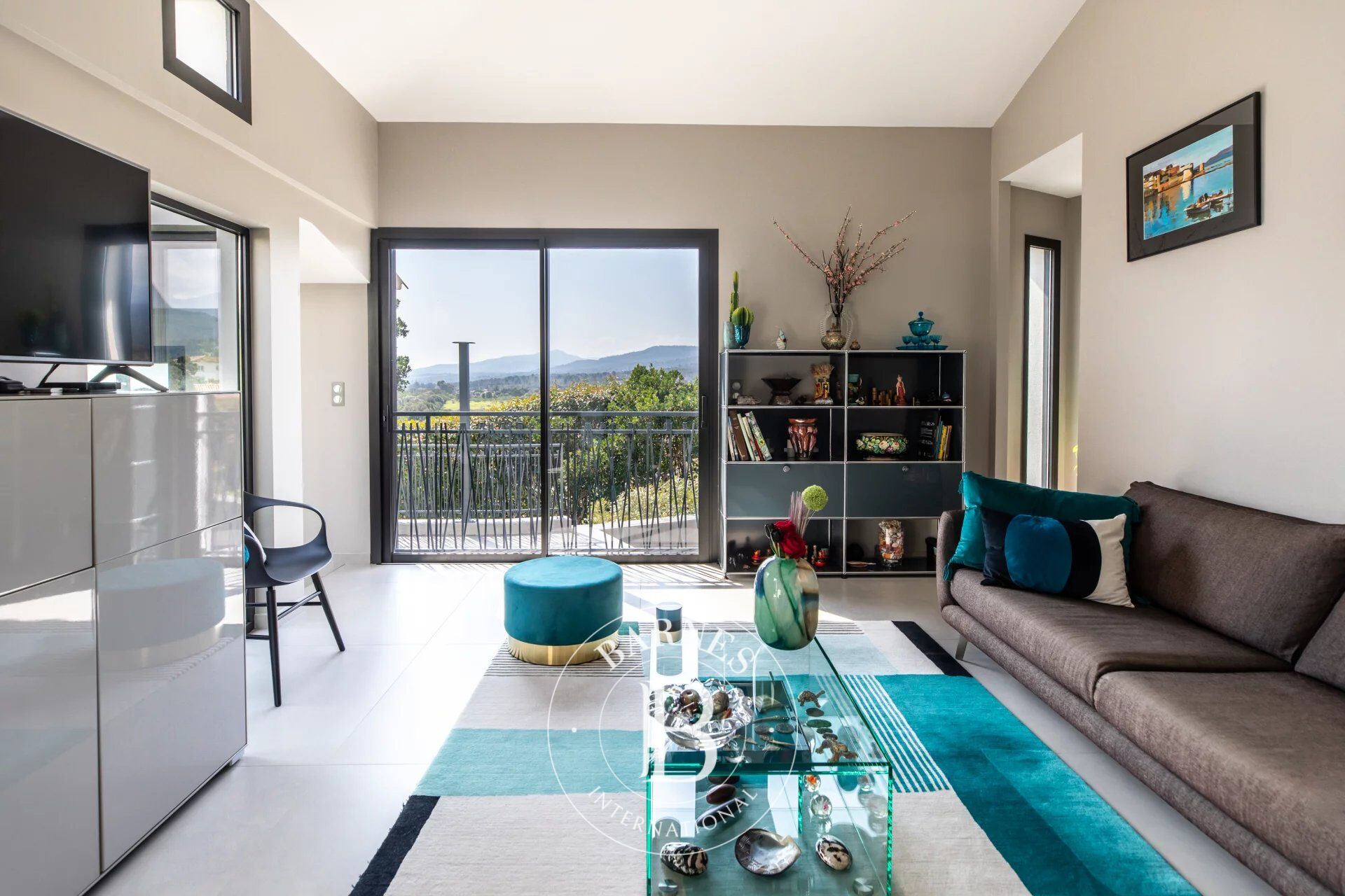 Solenzara. Villa 3 Chambres. Piscine. Aperçu mer. proche plage - picture 2