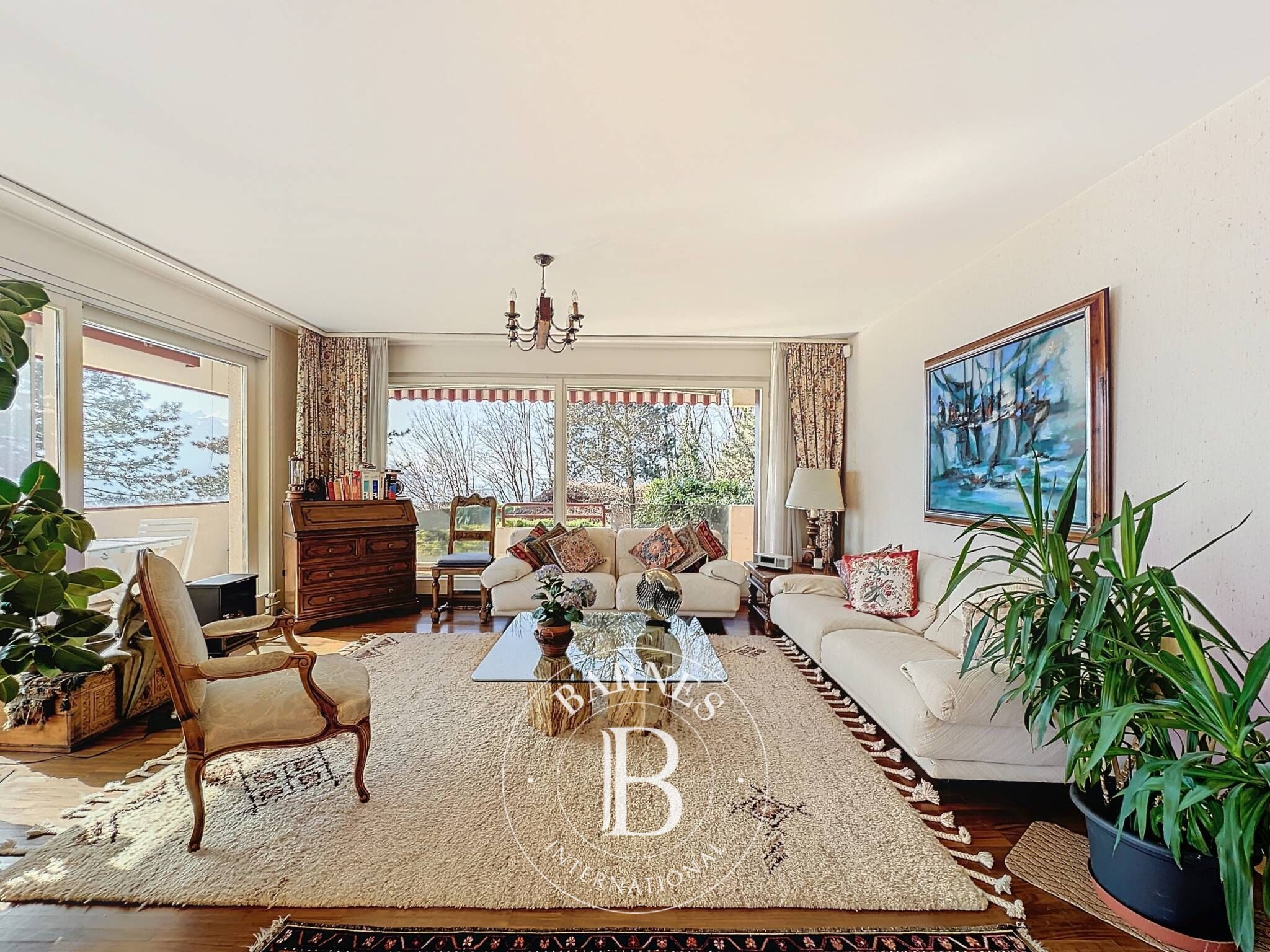 Daire Montreux - picture 13