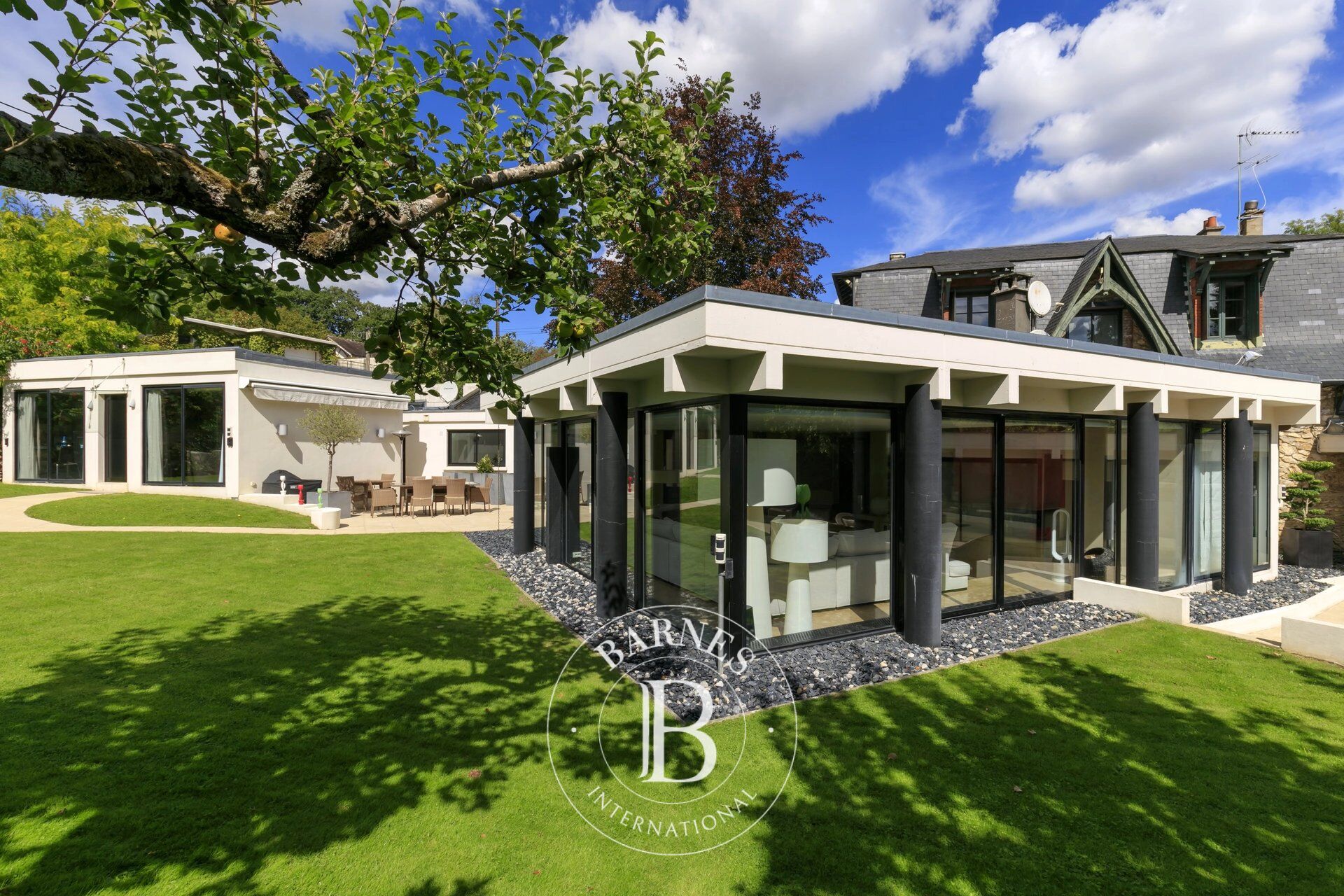 Casa La Celle-Saint-Cloud - picture 1