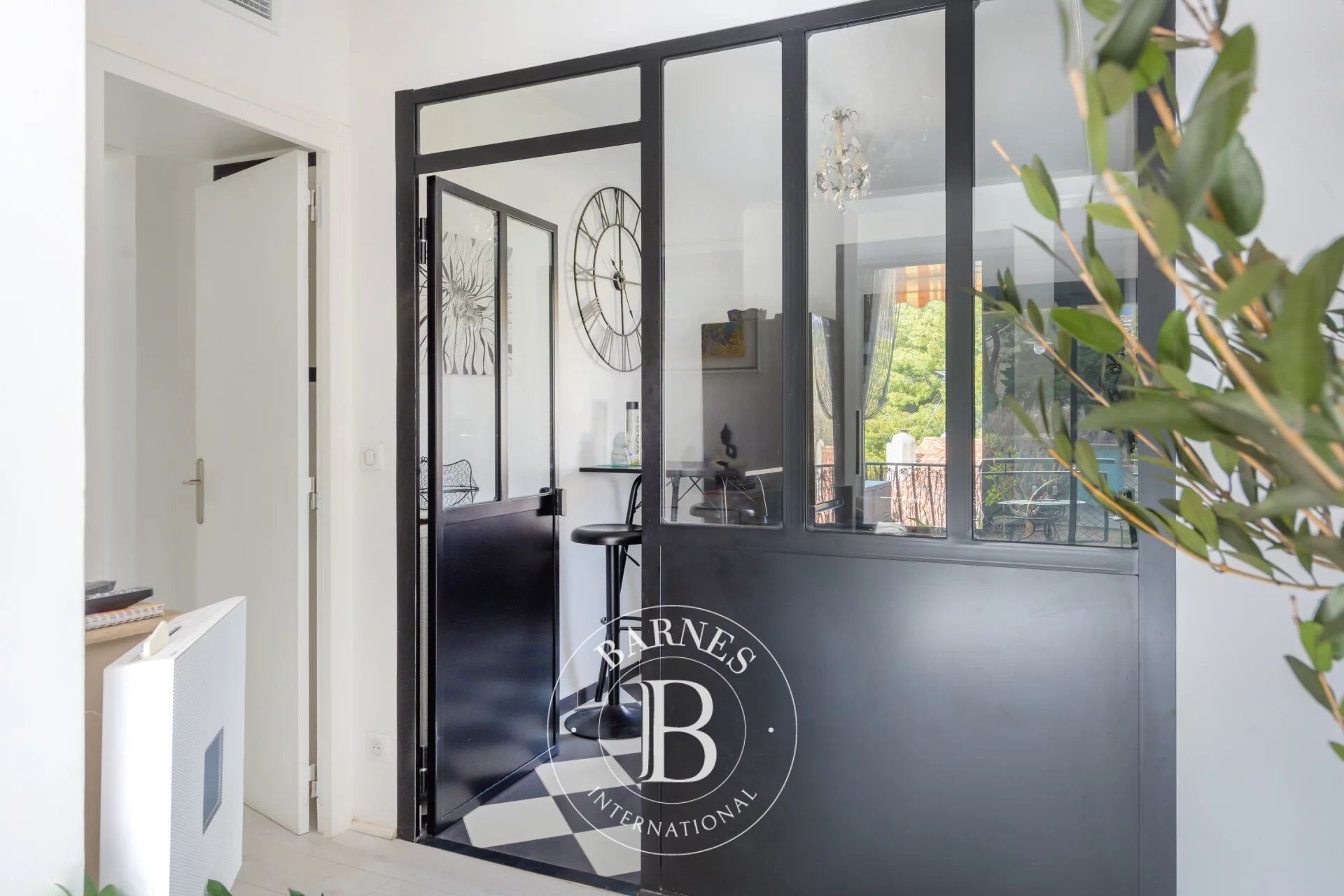 Piso Cassis - picture 3