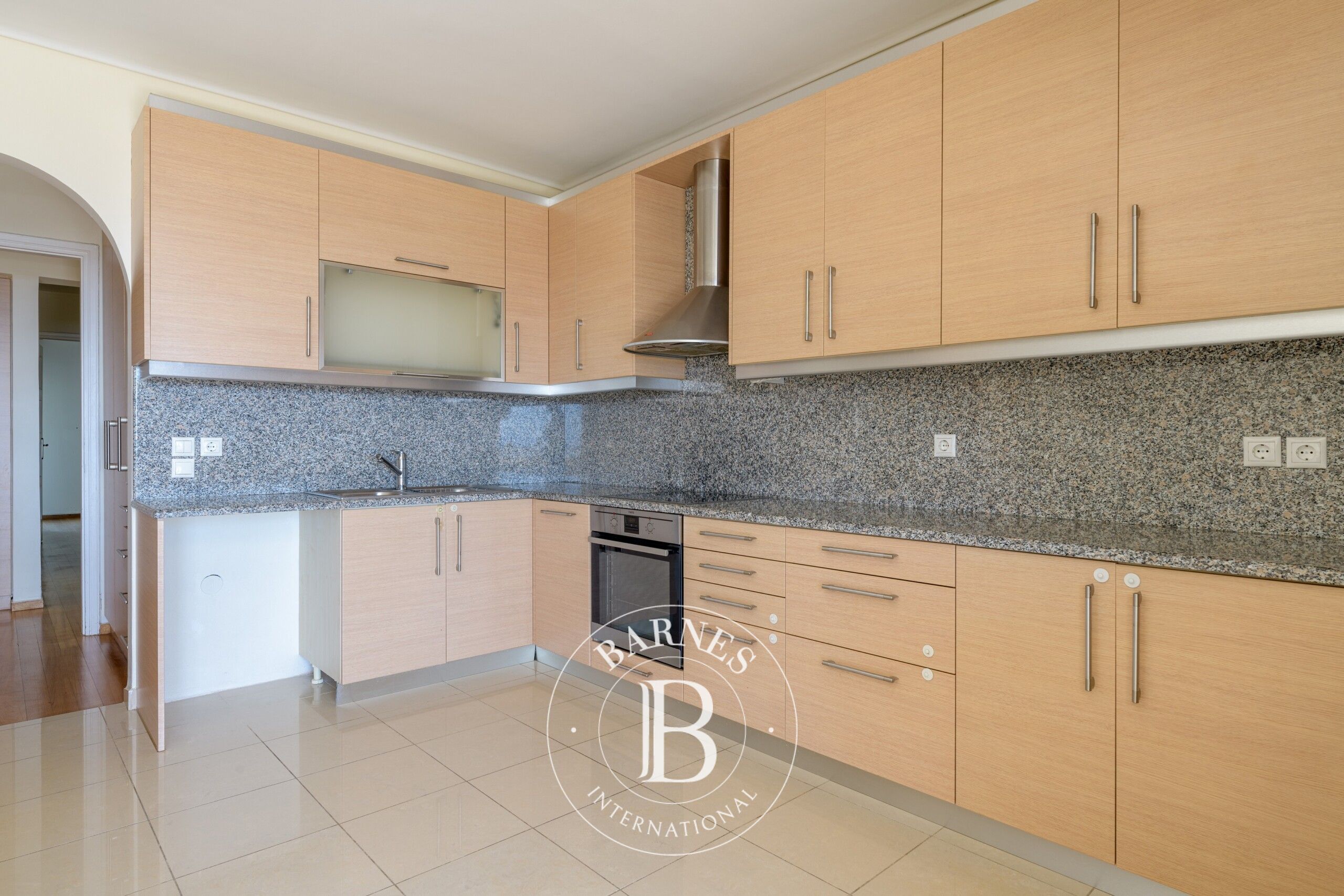 Daire Voula - picture 6