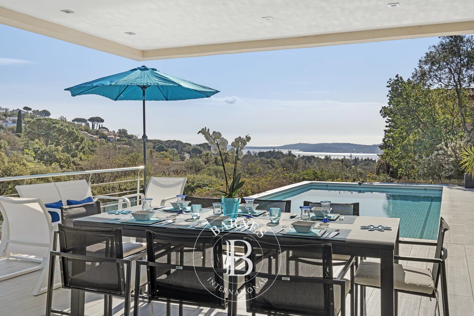 SEASONAL RENTAL - GRIMAUD - SEA VIEW - 4 BEDROOMS - picture 2