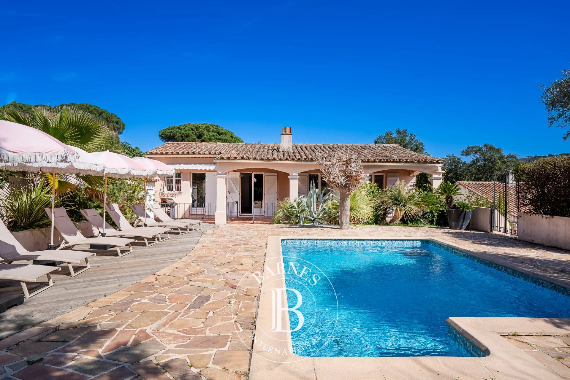 GOLFE DE SAINT-TROPEZ - GASSIN - VILLA 6 CHAMBRES - picture 3