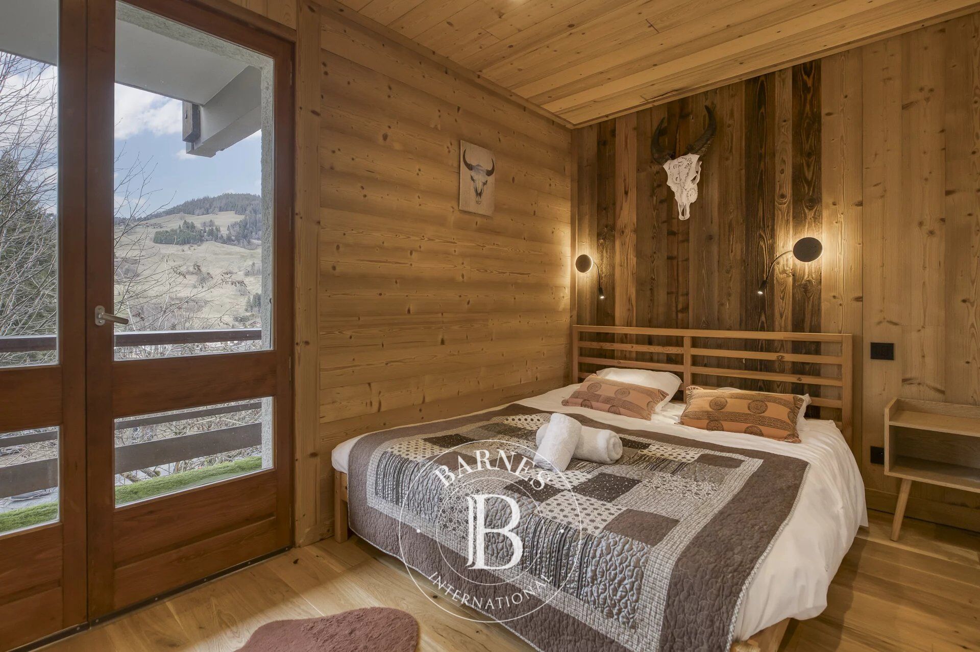 MEGEVE - SECTEUR ROCHEBRUNE - BEL APPARTEMENT 3 CHAMBRES - picture 2