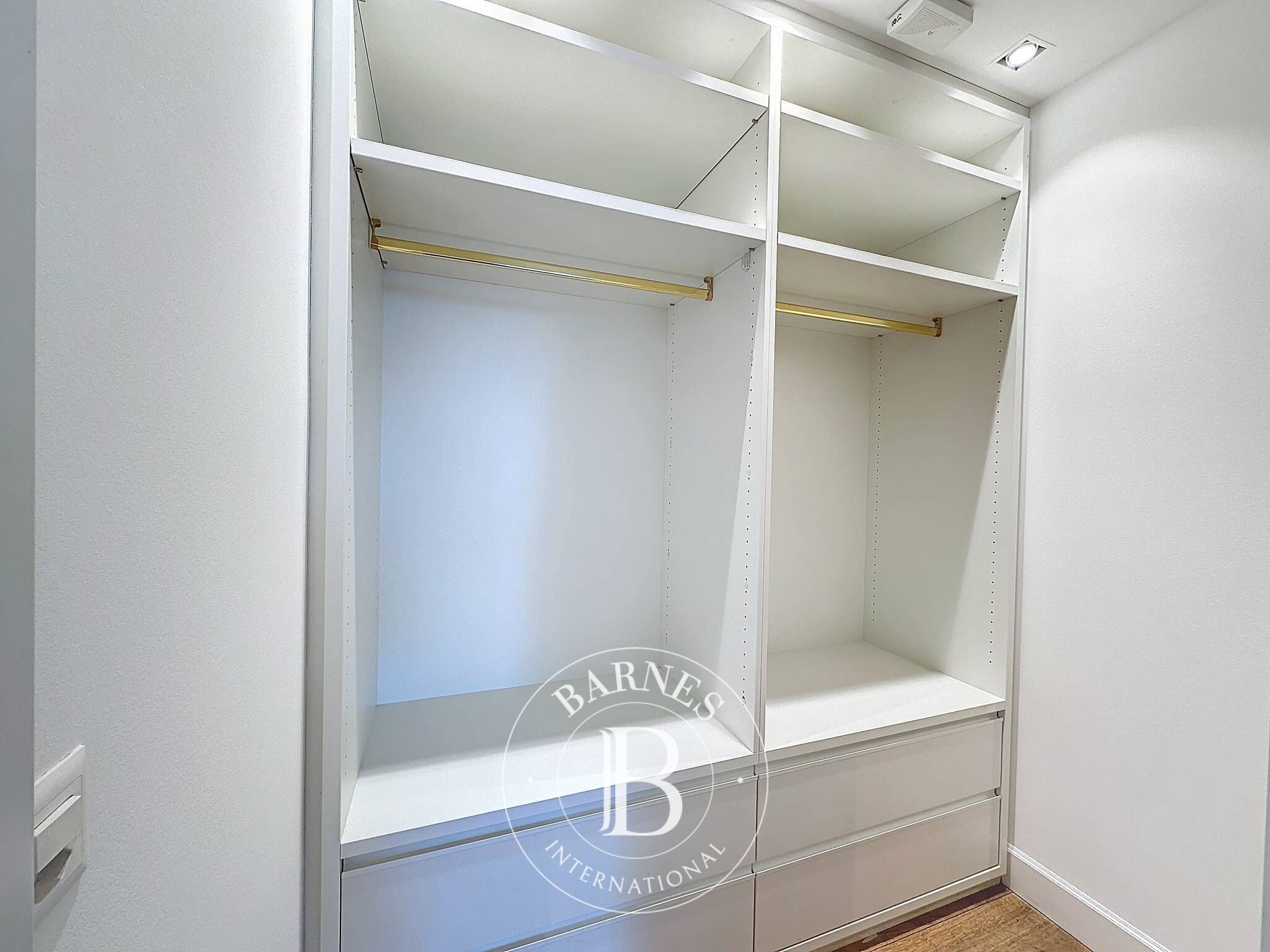 Daire Montreux - picture 27