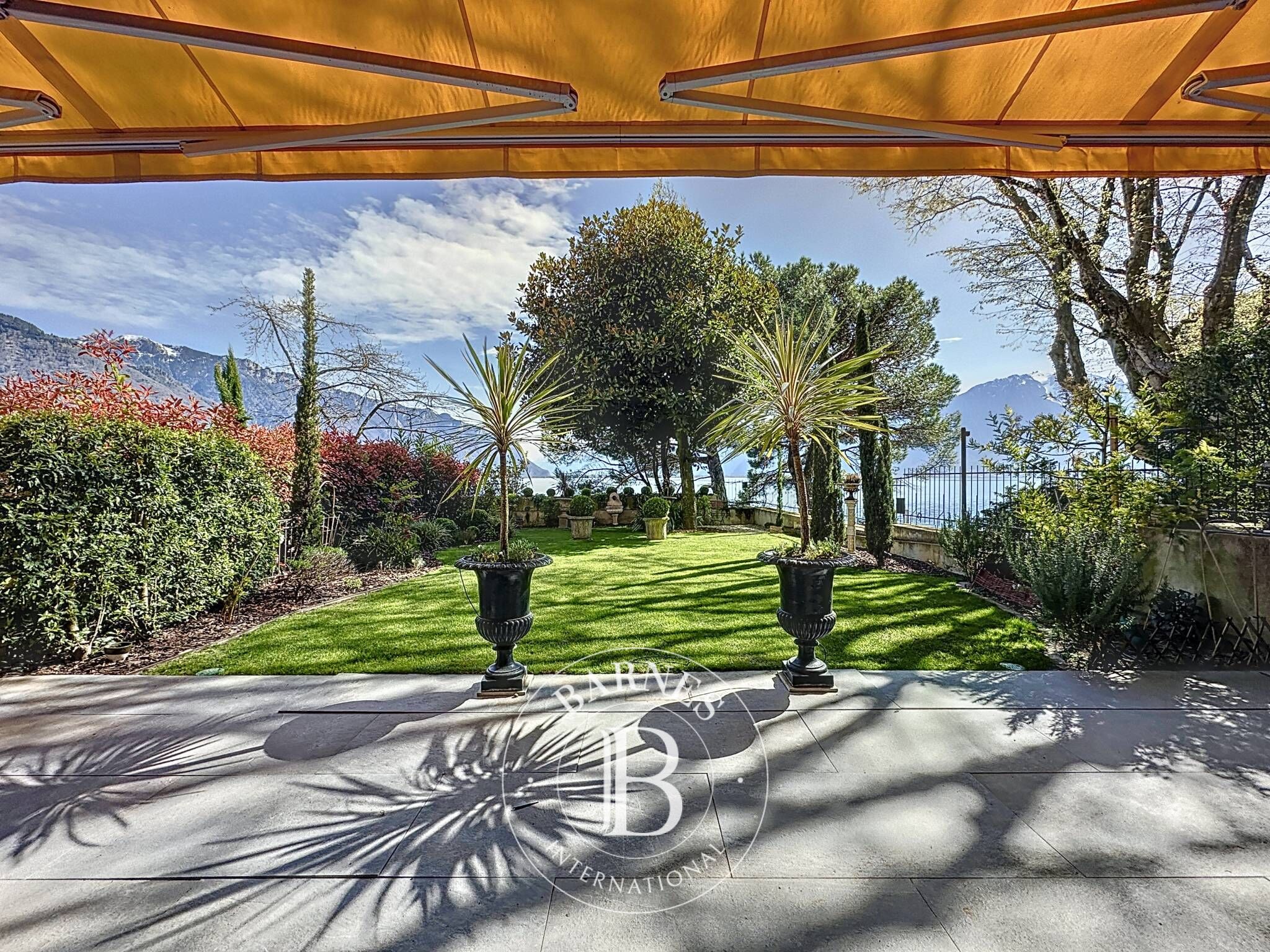 Daire Montreux - picture 30