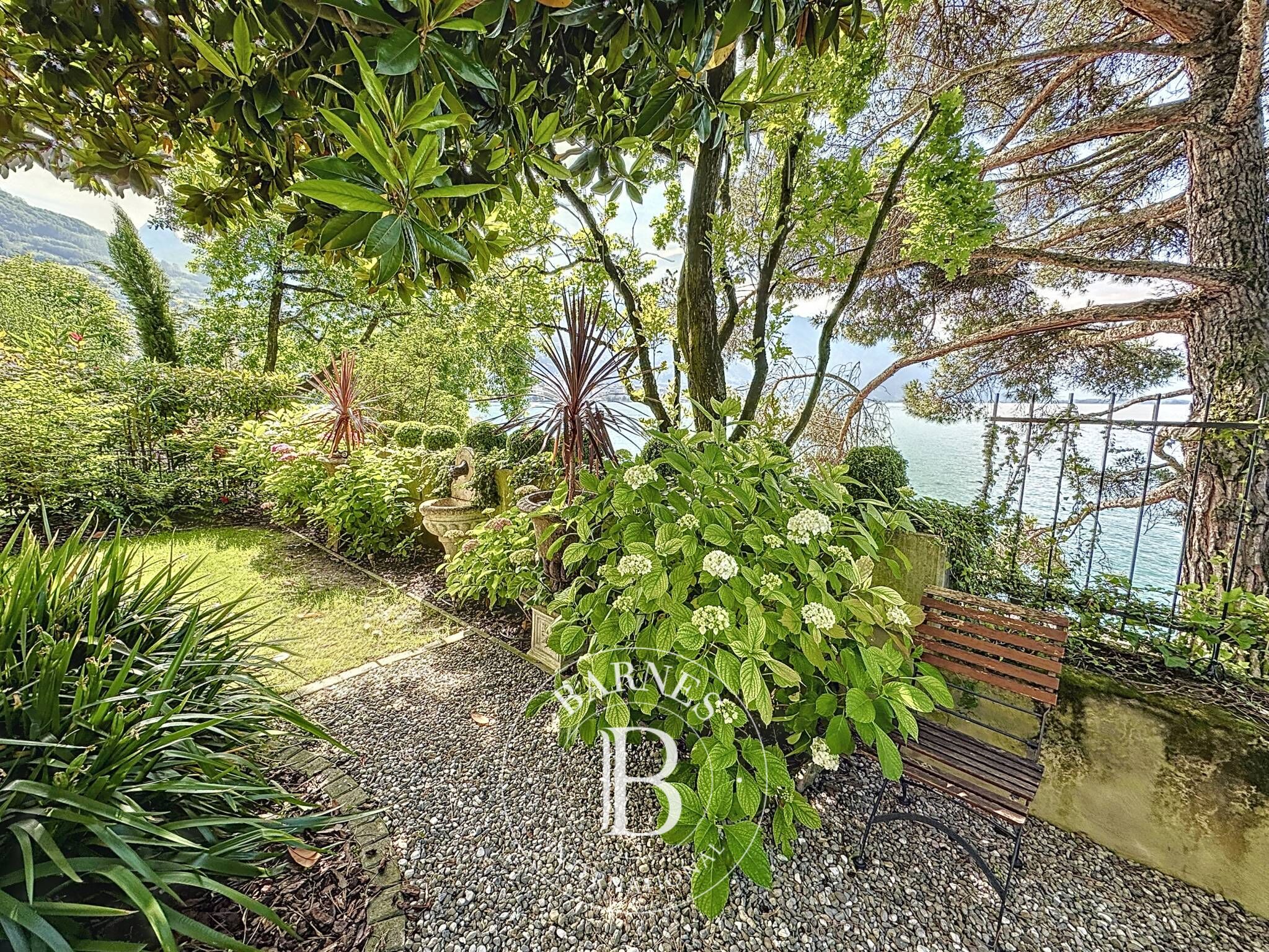 Daire Montreux - picture 21