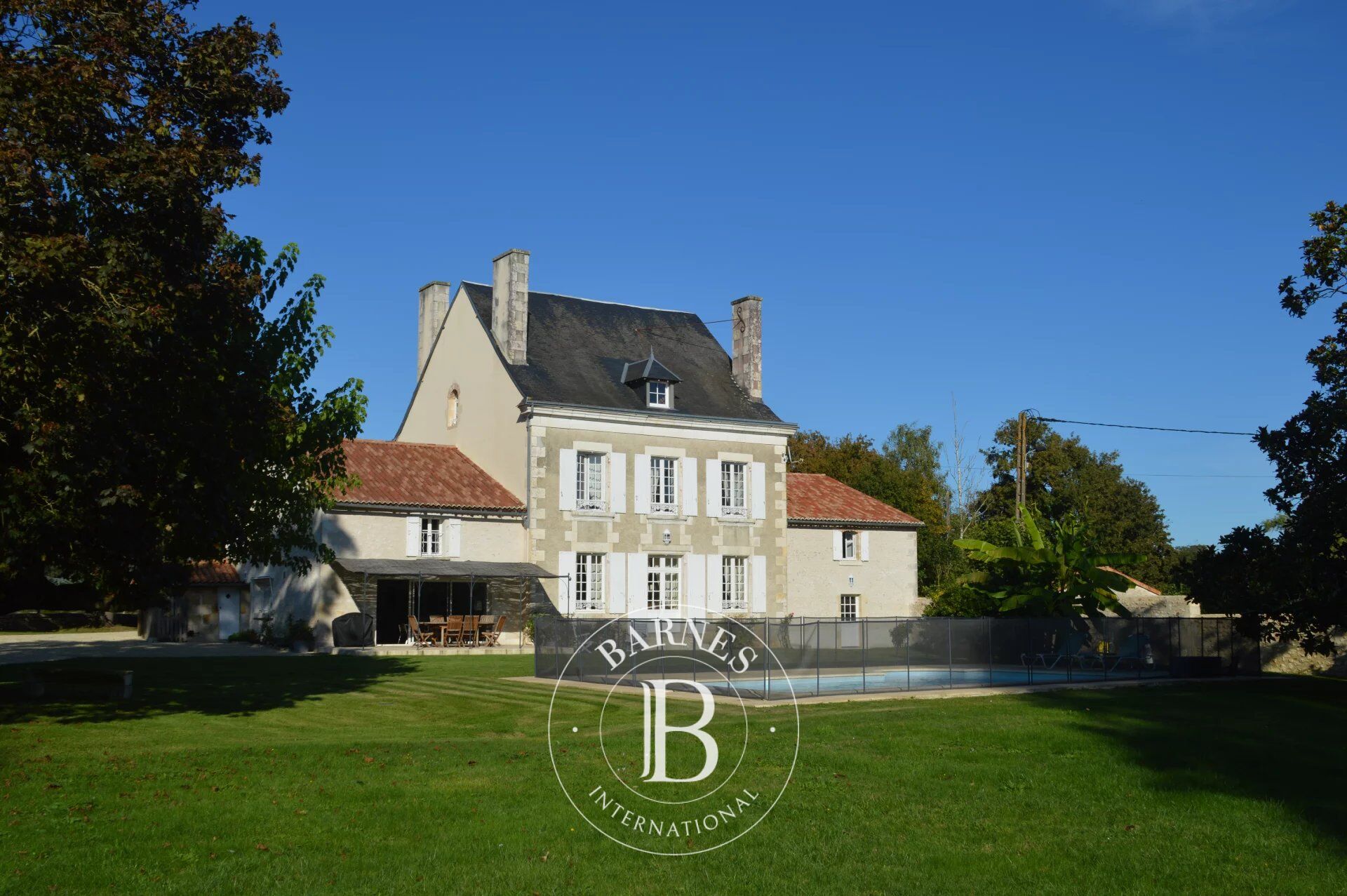 Casa Nieuil-l'Espoir - picture 2