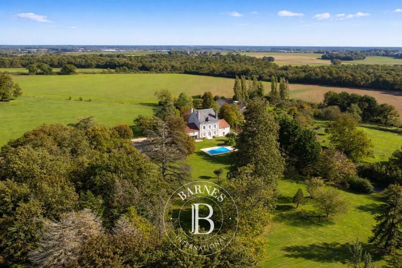 For Sale Manor house | Poitiers - picture 2