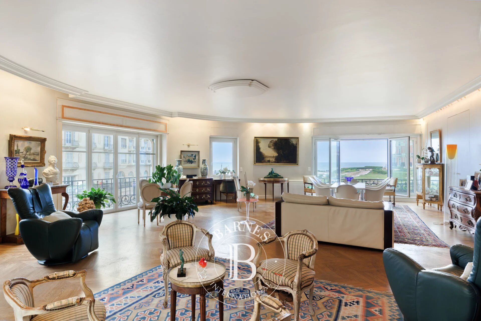 BIARRITZ, MAGNÍFICO APARTAMENTO CON VISTAS AL MAR Y HOTEL DU PALAIS - picture 1