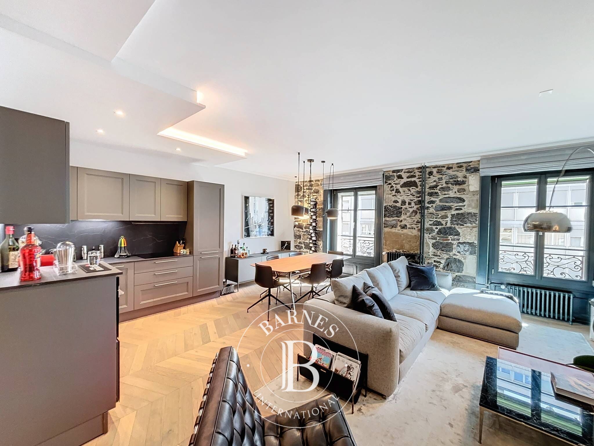 Daire Eaux-Vives - picture 4