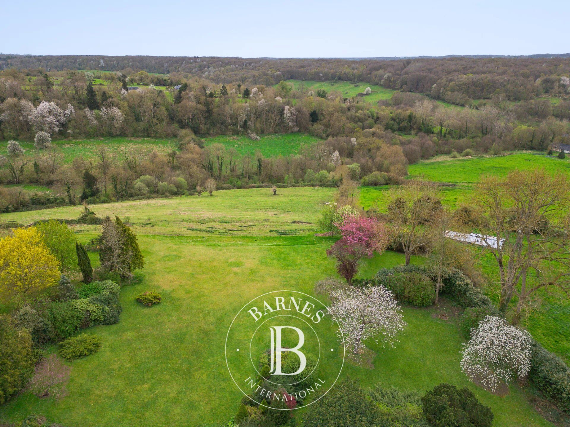 Maison for sale Lisieux 200m² 8 rooms 980 000€