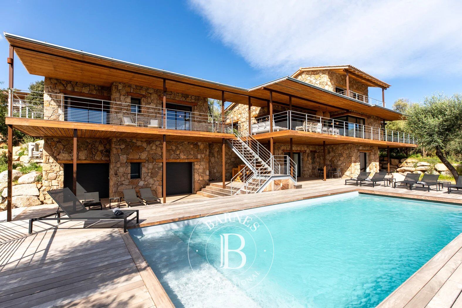 Villa Zonza - picture 1