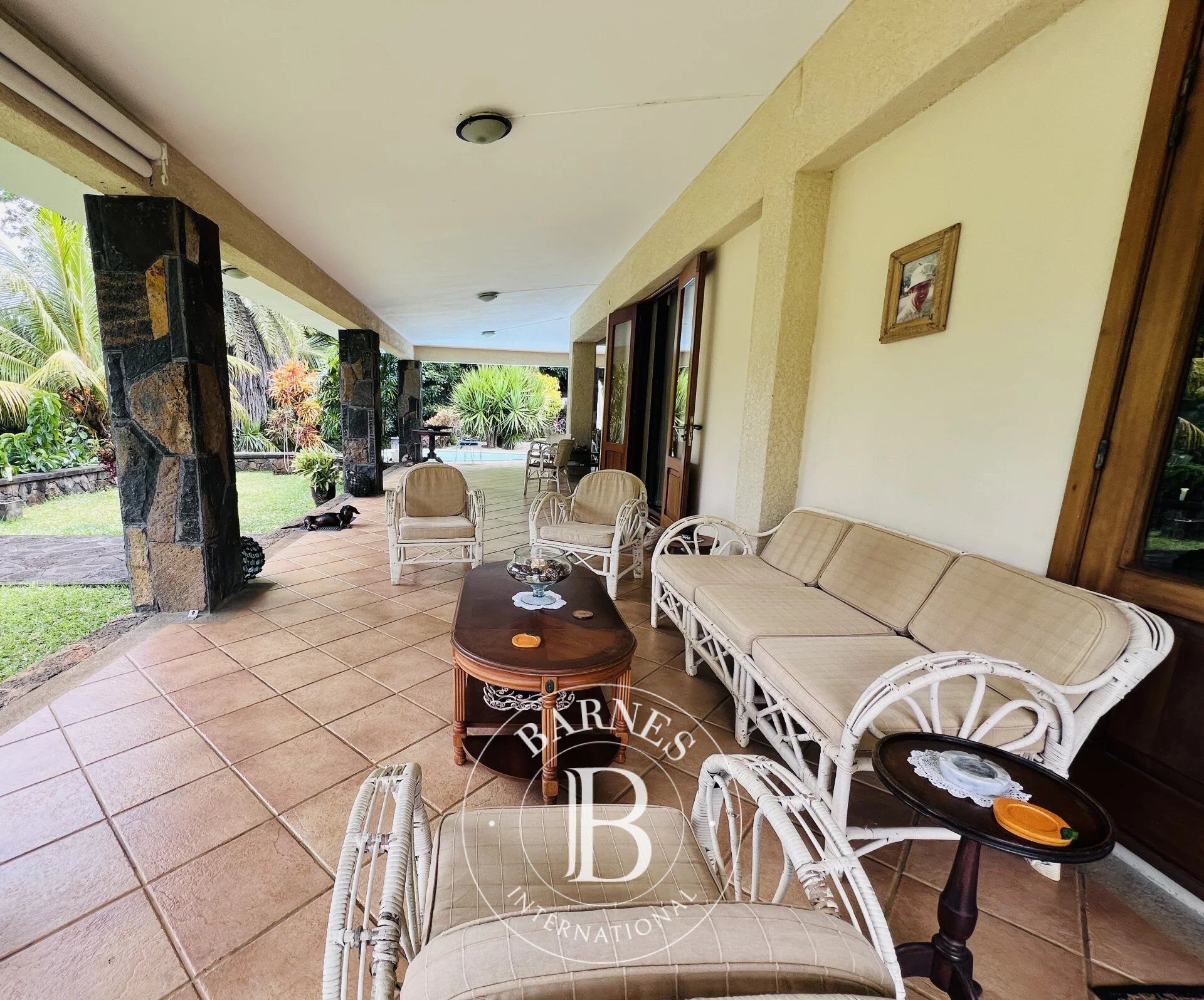 BRAS D'EAU - Large property - 5 bedrooms - picture 2