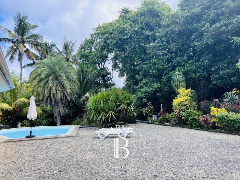 BRAS D'EAU - Large property - 5 bedrooms