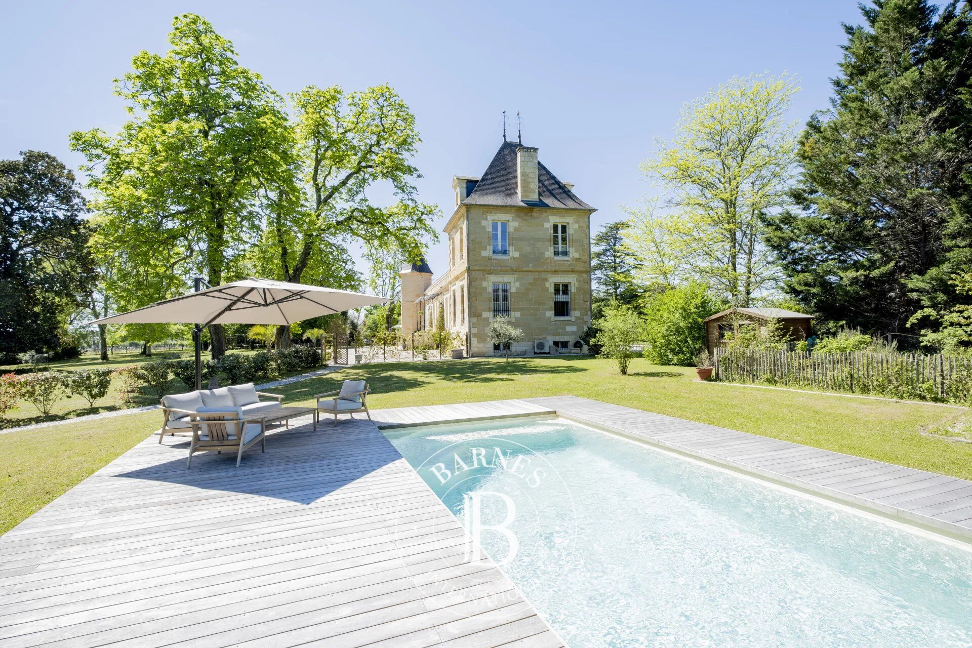 Schloß Léognan - picture 2