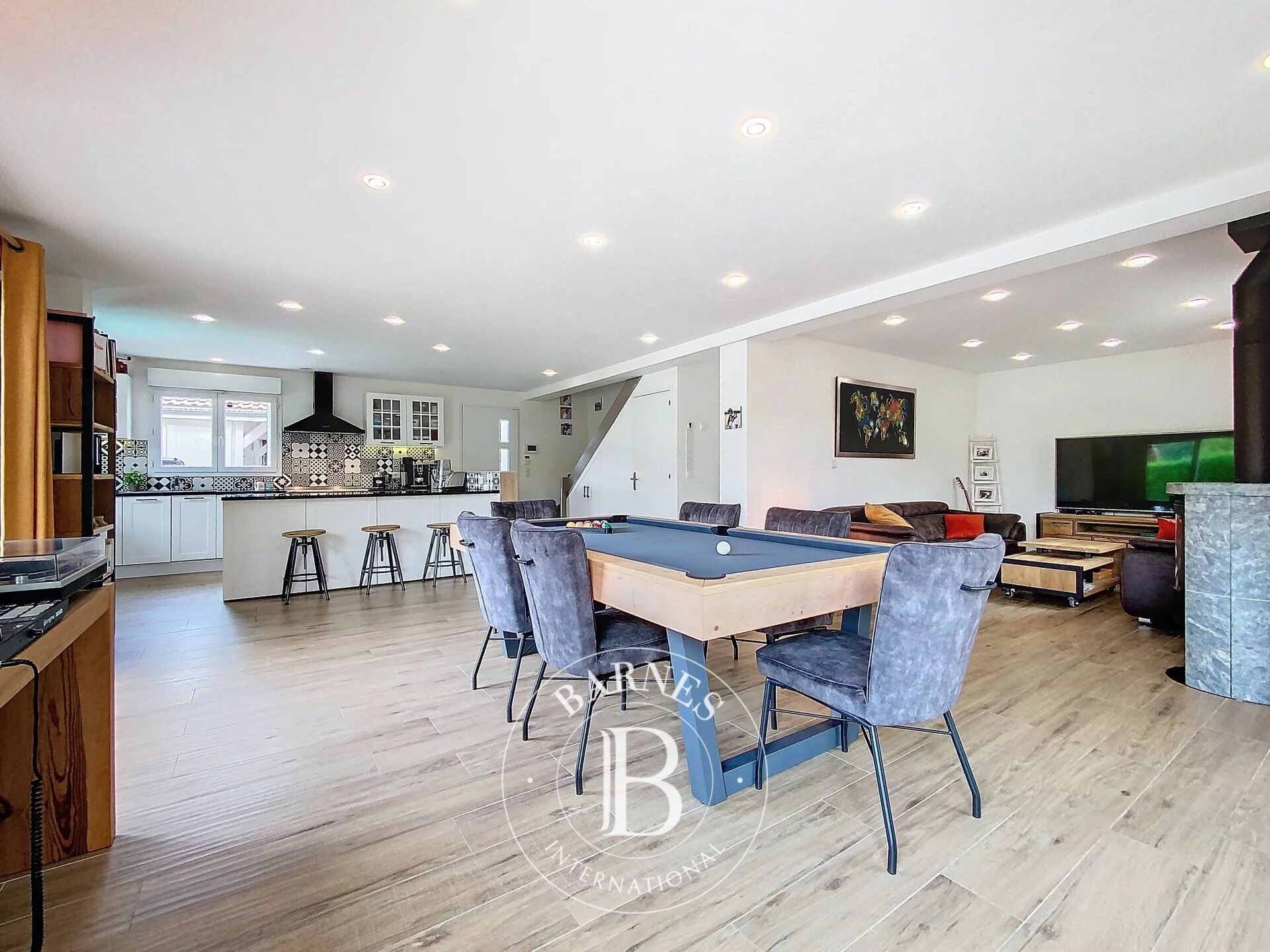 Ev Douvaine - picture 4