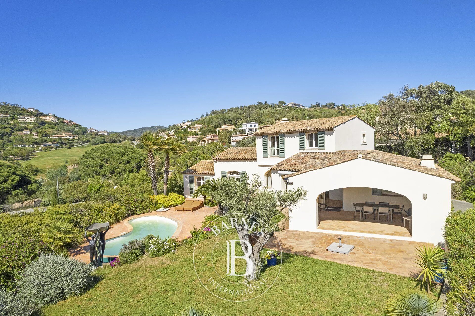 Villa Sainte-Maxime - picture 2