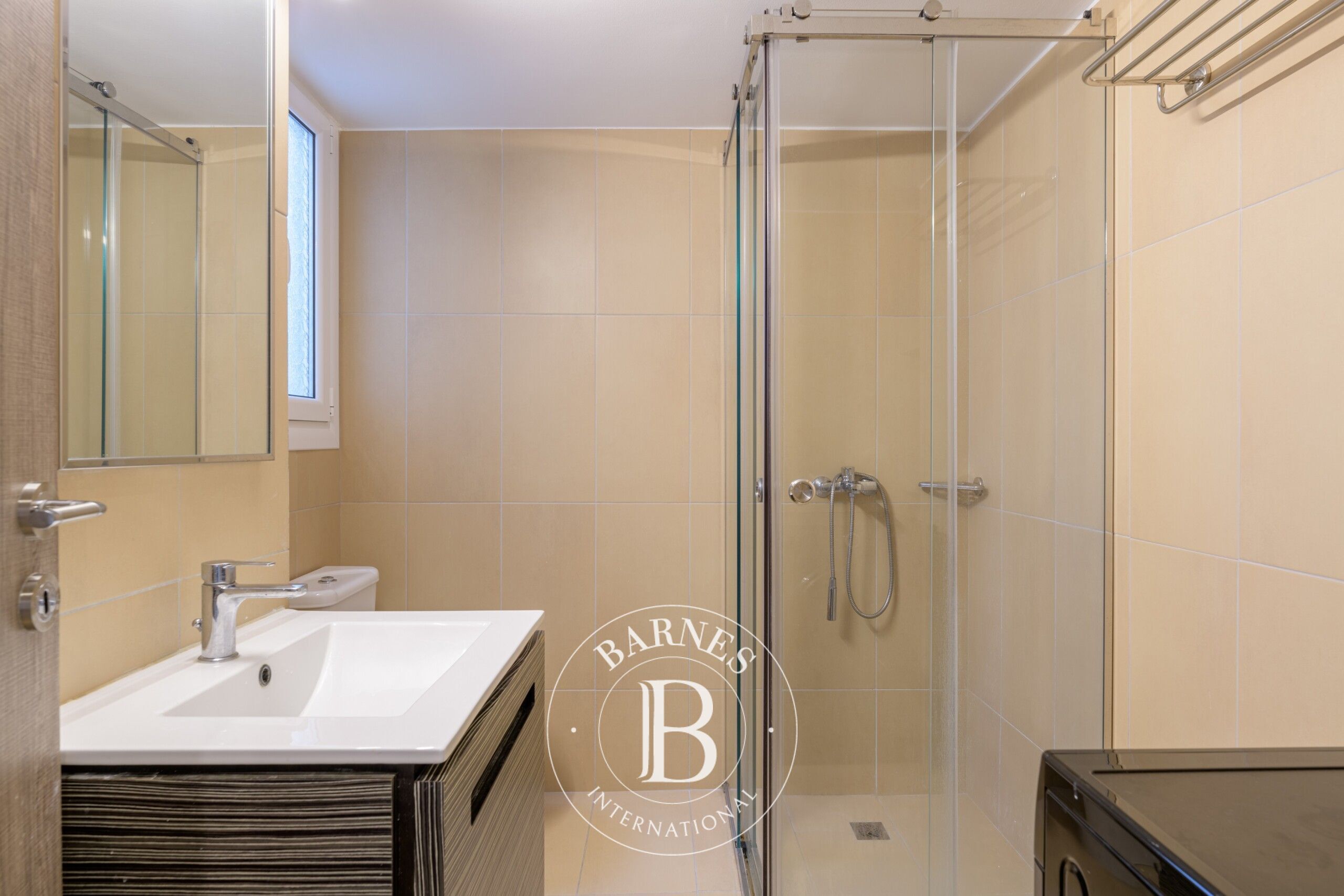 Daire Exarchia - picture 7