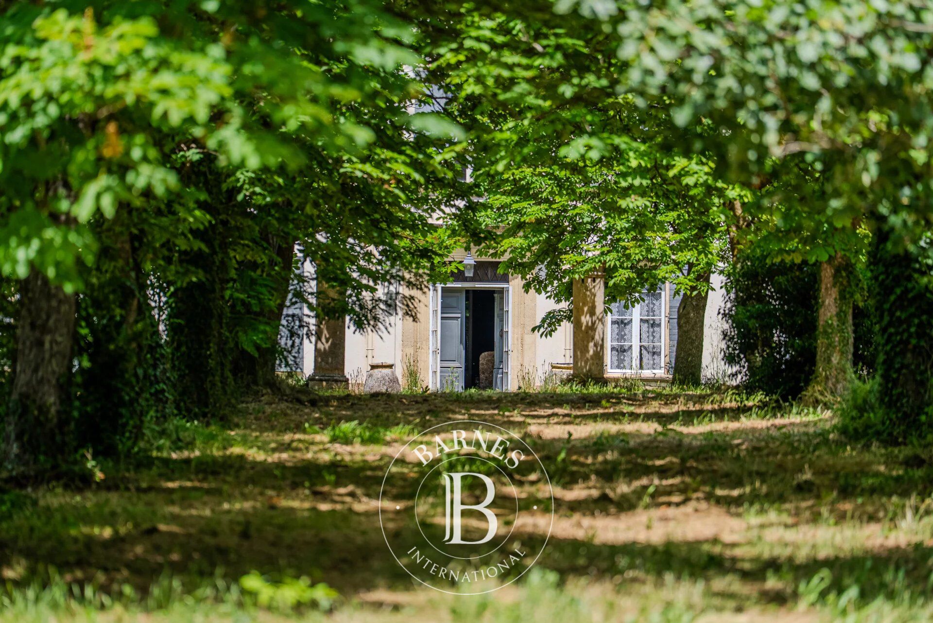 Casale Saint-Martin-de-la-Brasque - picture 3