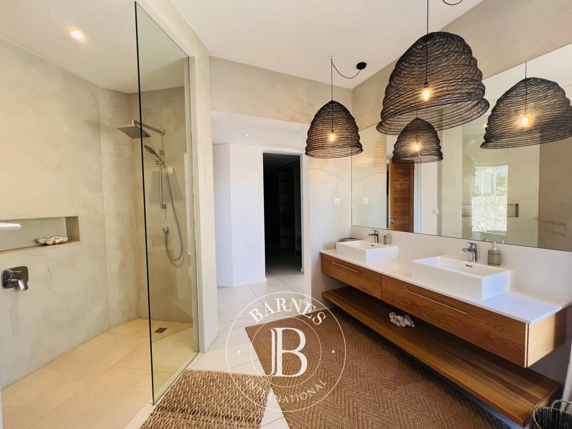 Daire Pereybère - picture 7