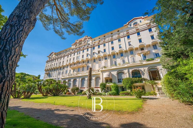 CANNES OXFORD - MAJESTIC APARTMENT -  6 BEDROOMS - GROUND FLOOR