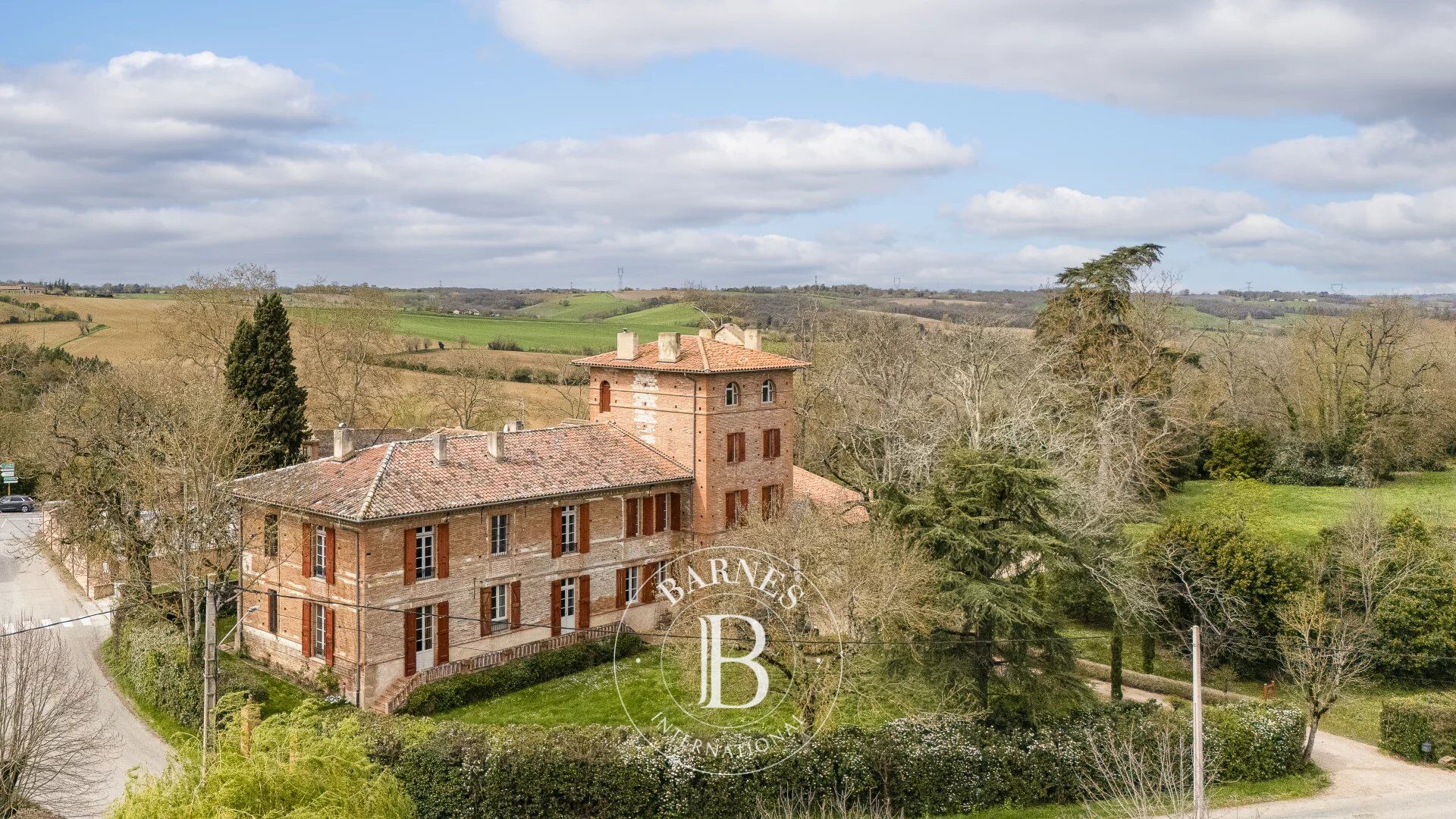 Finca Saussens - picture 1