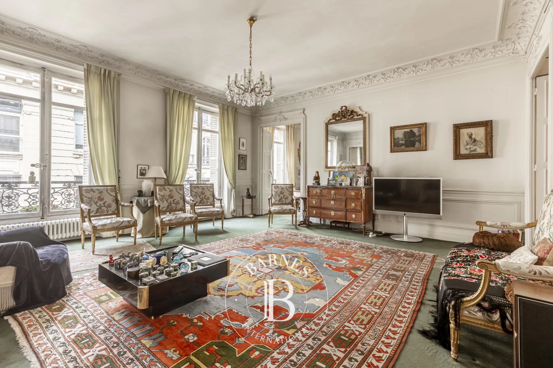 Paris 8th - Saint-Augustin - Bright apartment with spacious rooms - 4 bedrooms - picture 3