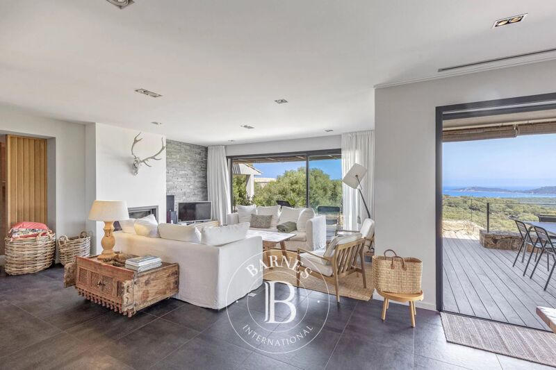 For Sale Villa | Sainte-Lucie-de-Porto-Vecchio - picture 3