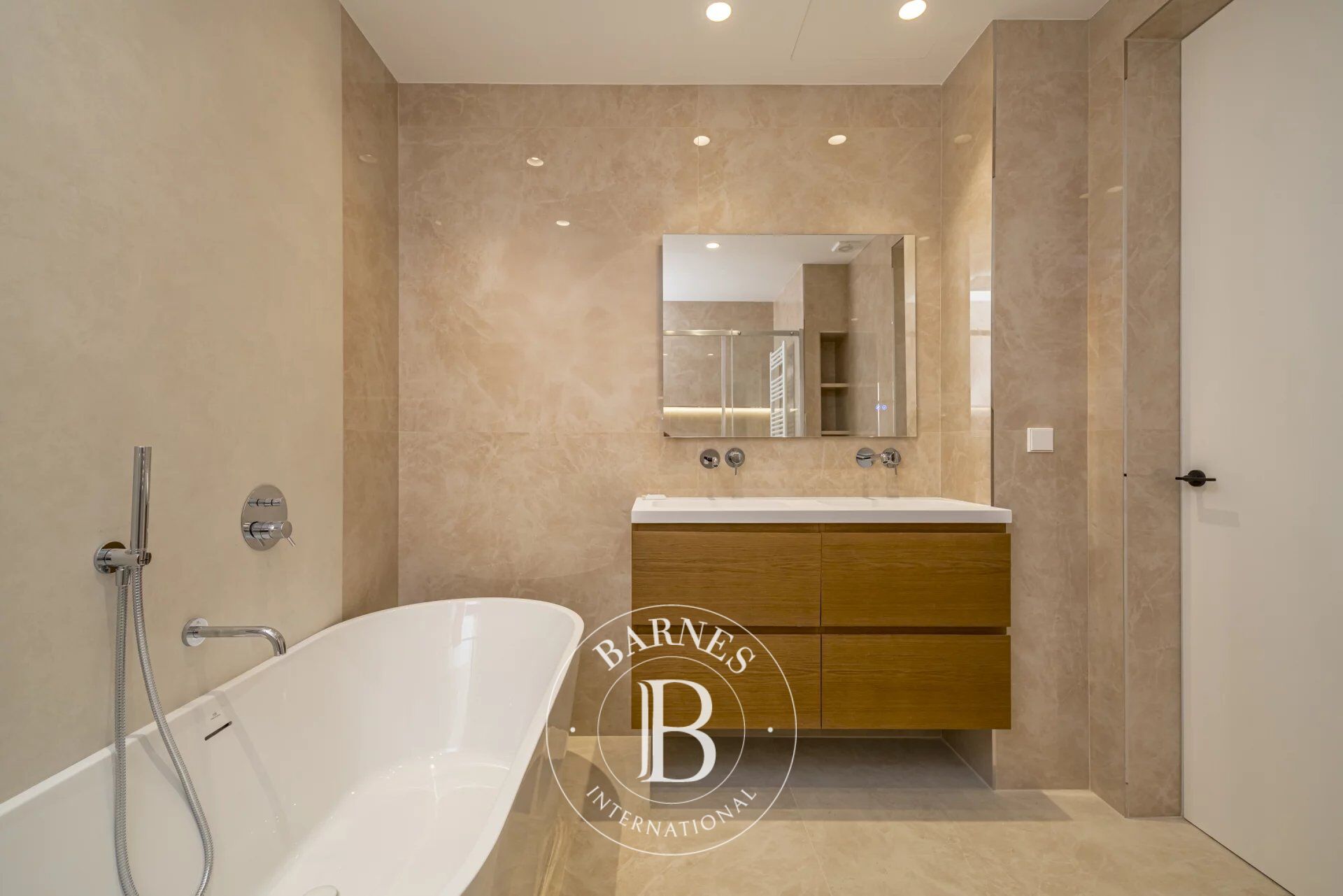 Daire Madrid - picture 29