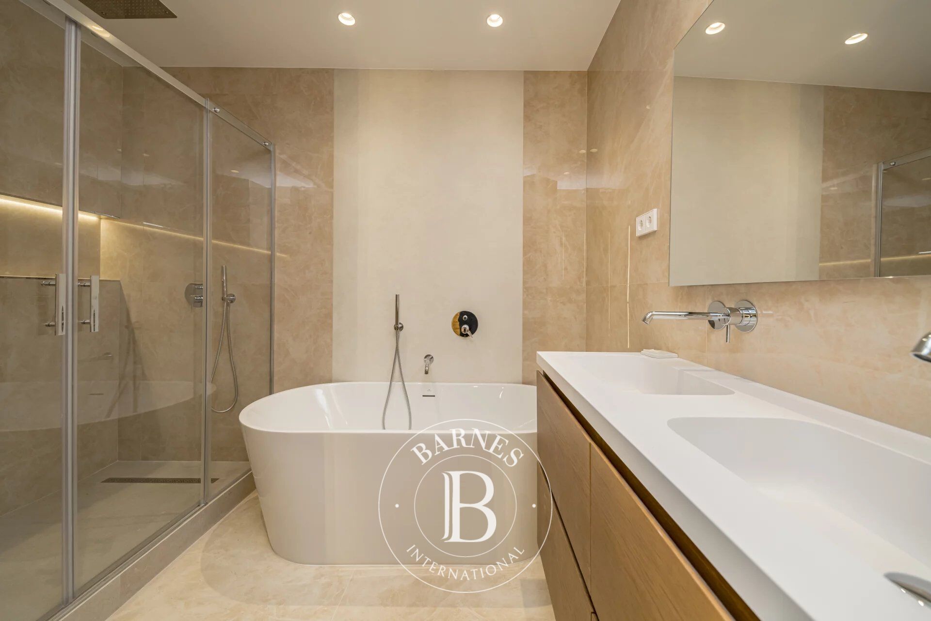 Daire Madrid - picture 27