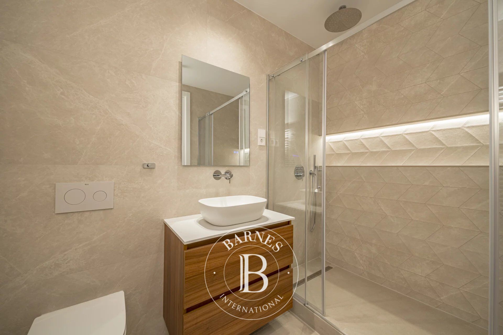 Daire Madrid - picture 40