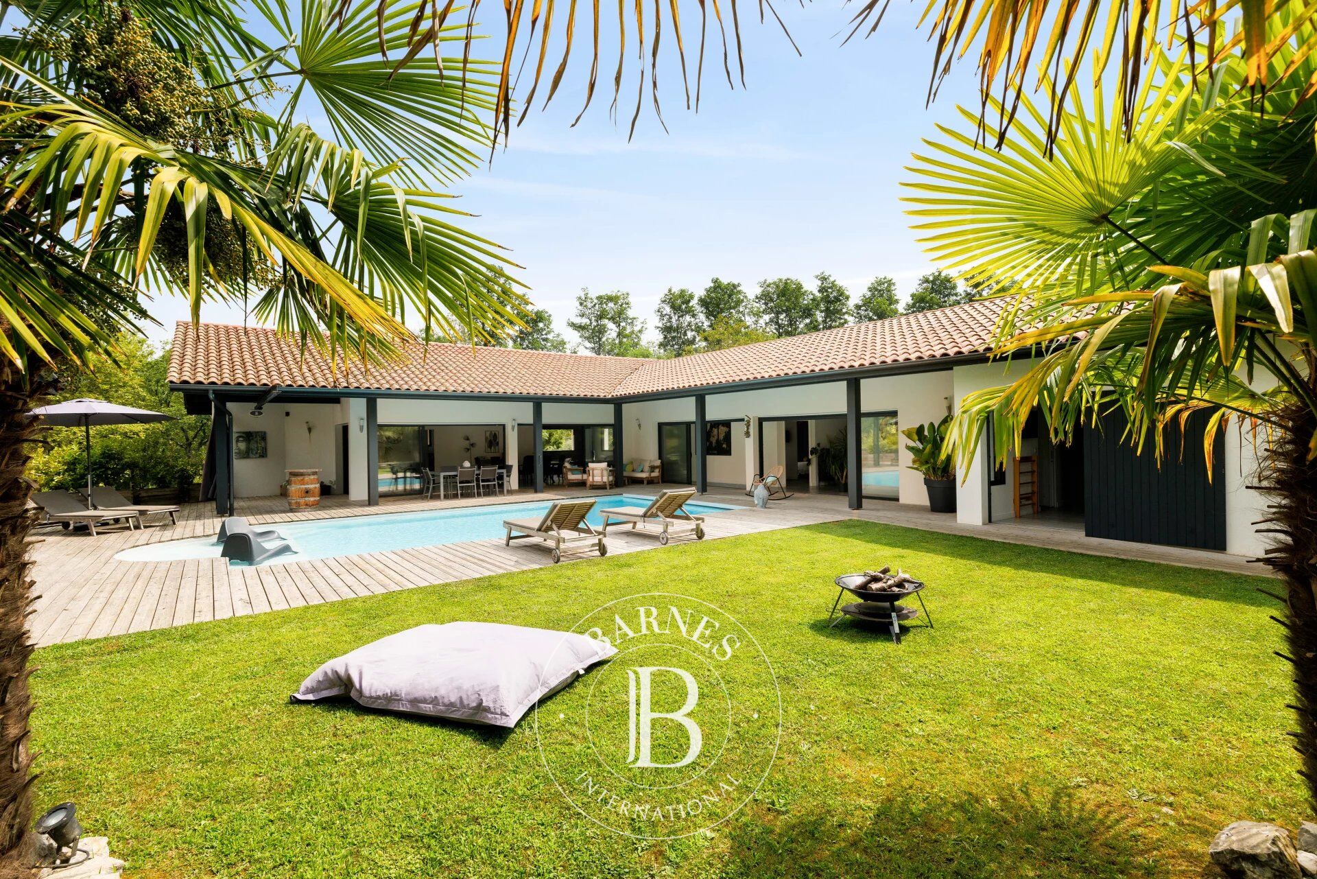 AHETZE - MAISON CONTEMPORAINE AU CALME PARFAIT - picture 2