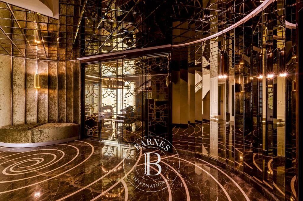 Exclusive Luxury Villa in Budapest's XII District - picture 3