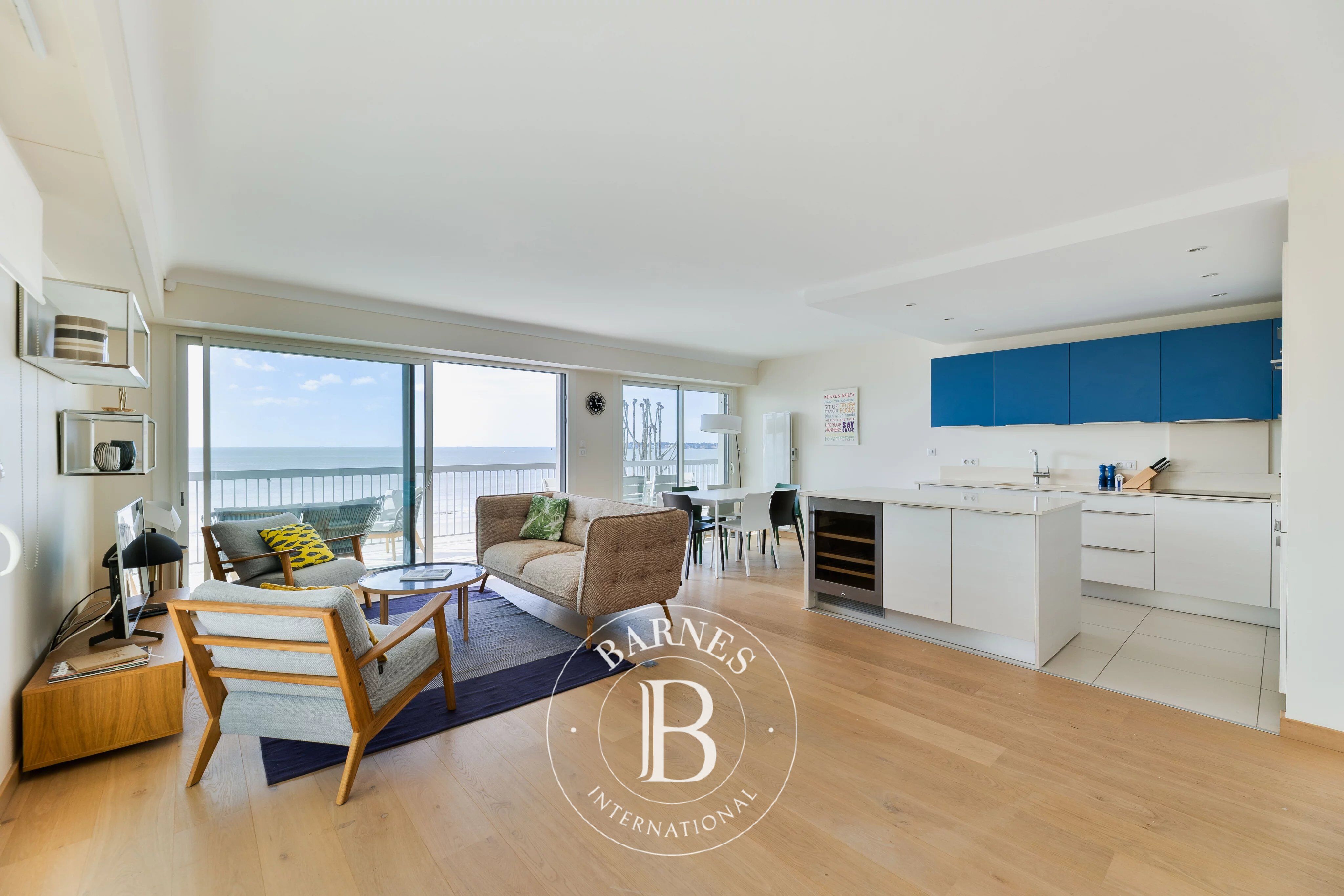 LA BAULE – GRANDS HÔTELS – Seafront Apartment - picture 2