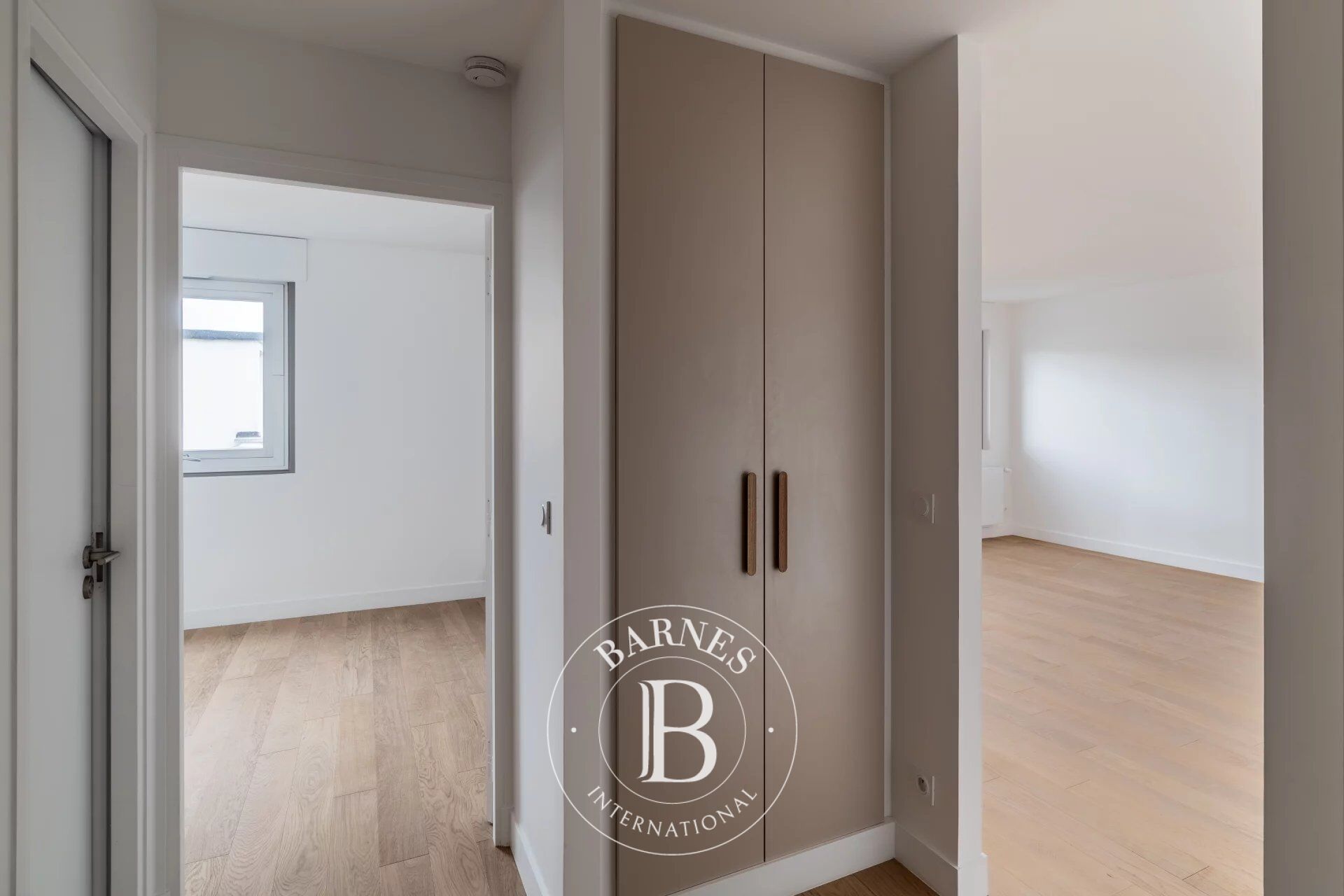 For Sale, Apartment Neuilly-sur-Seine - picture 8