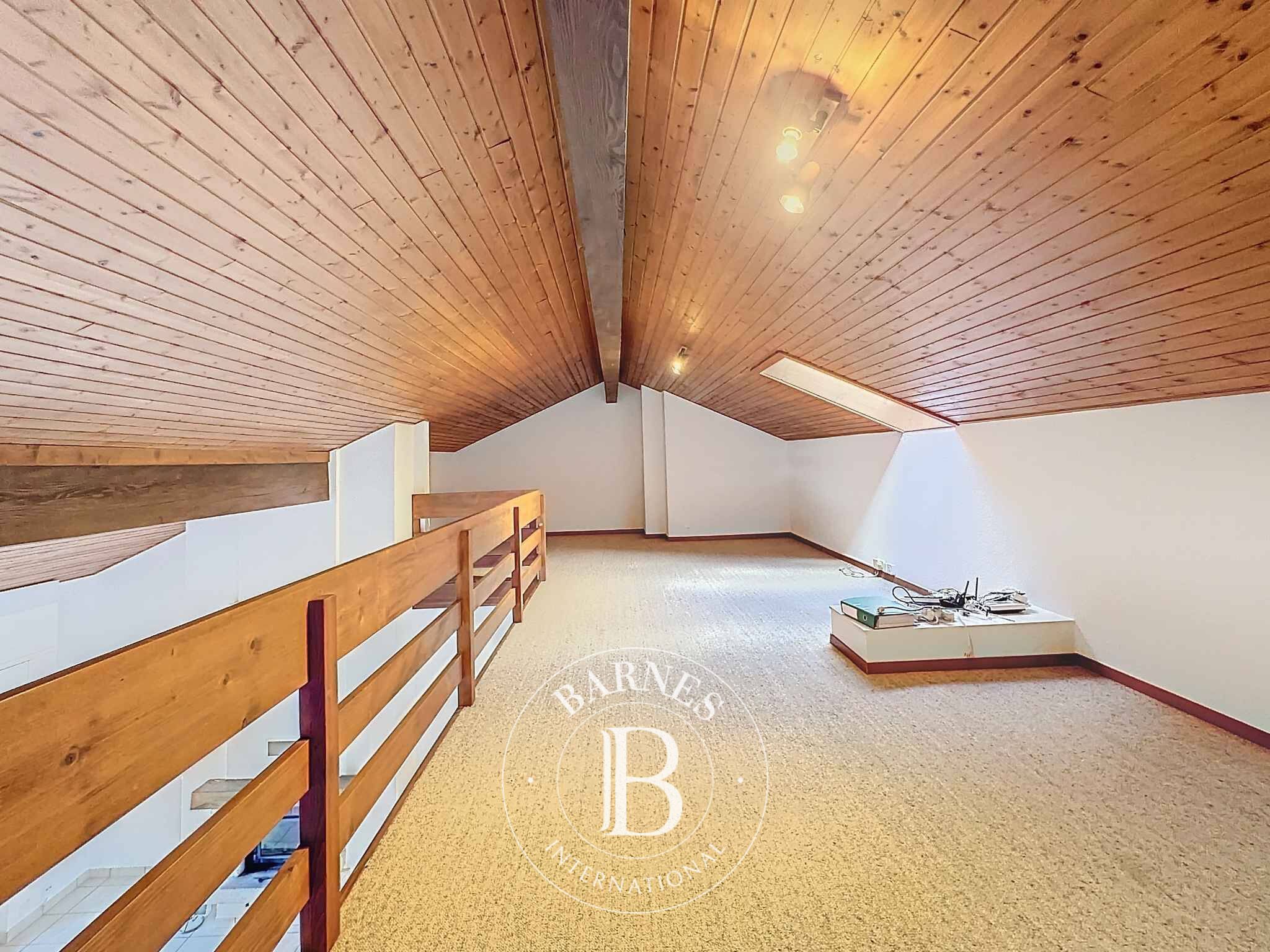 Daire Montreux - picture 11