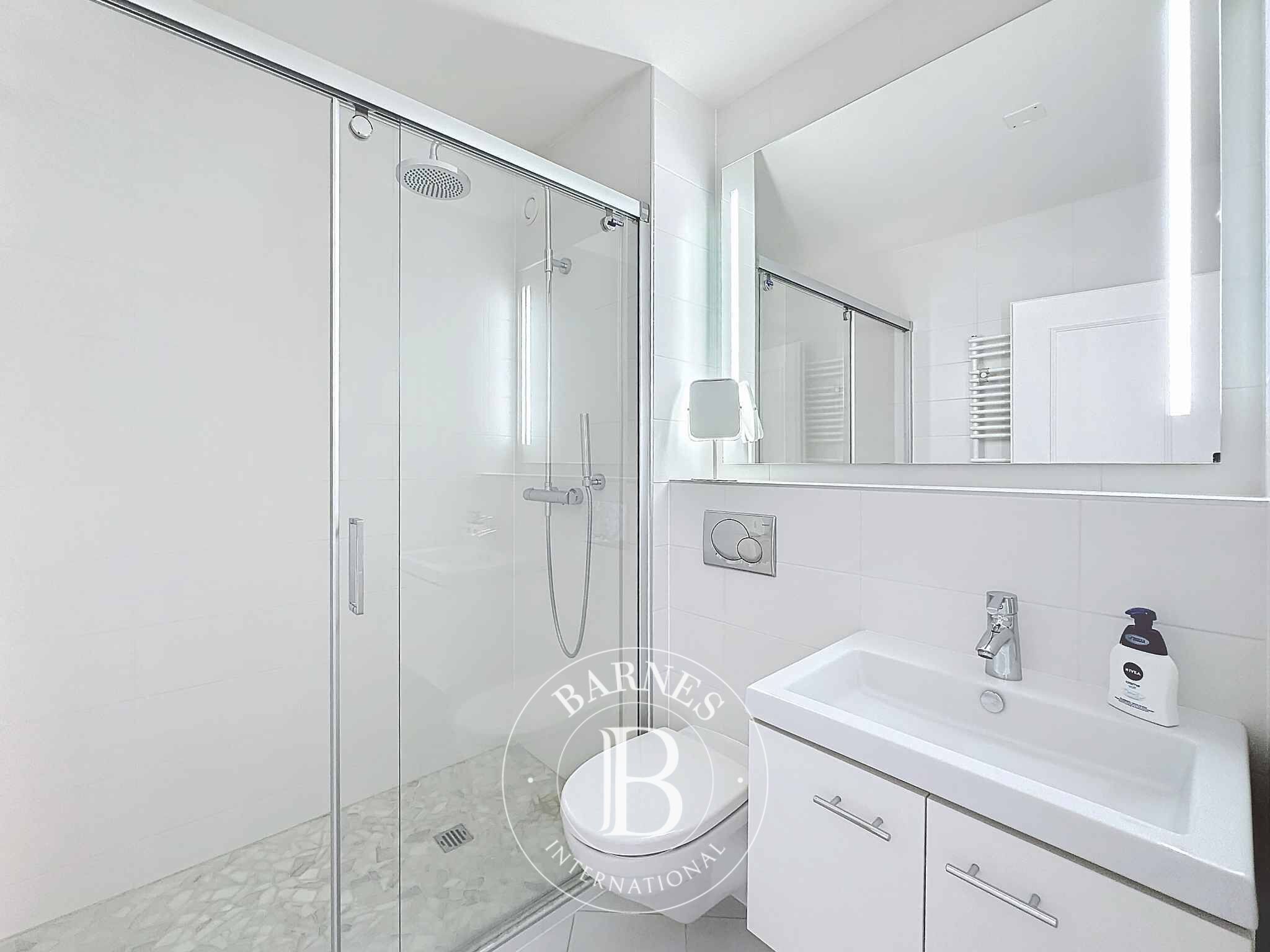 Daire Montreux - picture 17