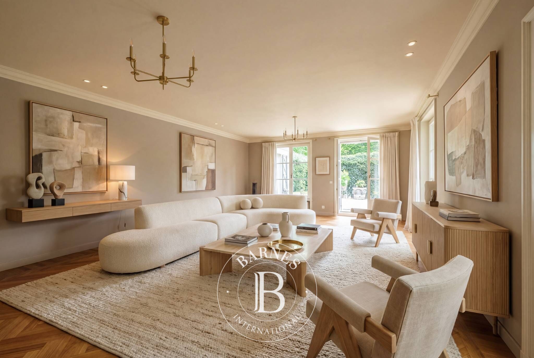 Magnifique appartement de 7 pièces avec terrasse dans une résidence de haut standing - picture 1