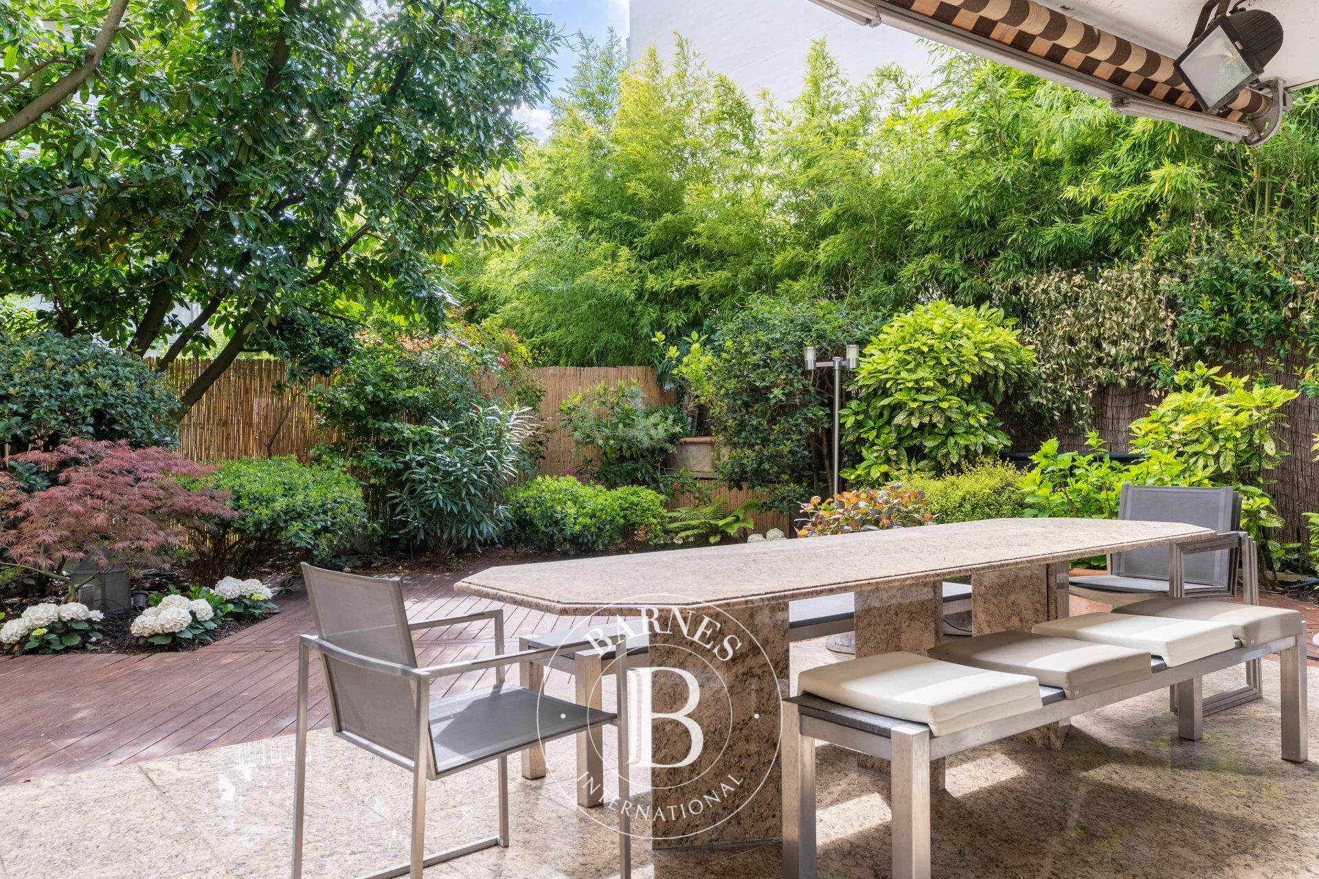 Triplex family apartment - Garden level - 4 bedrooms and an office - picture 1