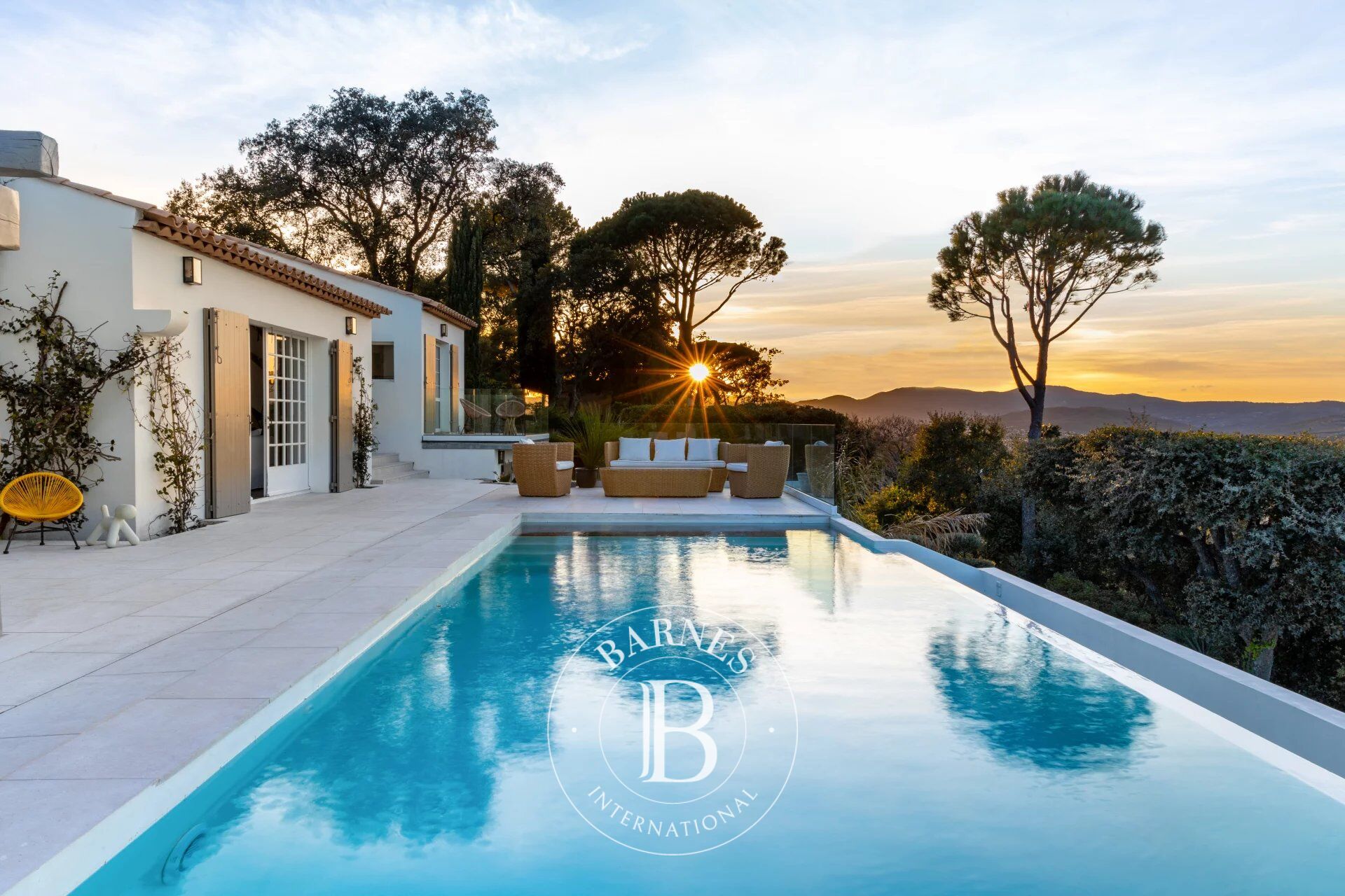 SEASONAL RENTAL - SAINTE-MAXIME - SEA VIEW VILLA - 5 BEDROOMS - picture 1