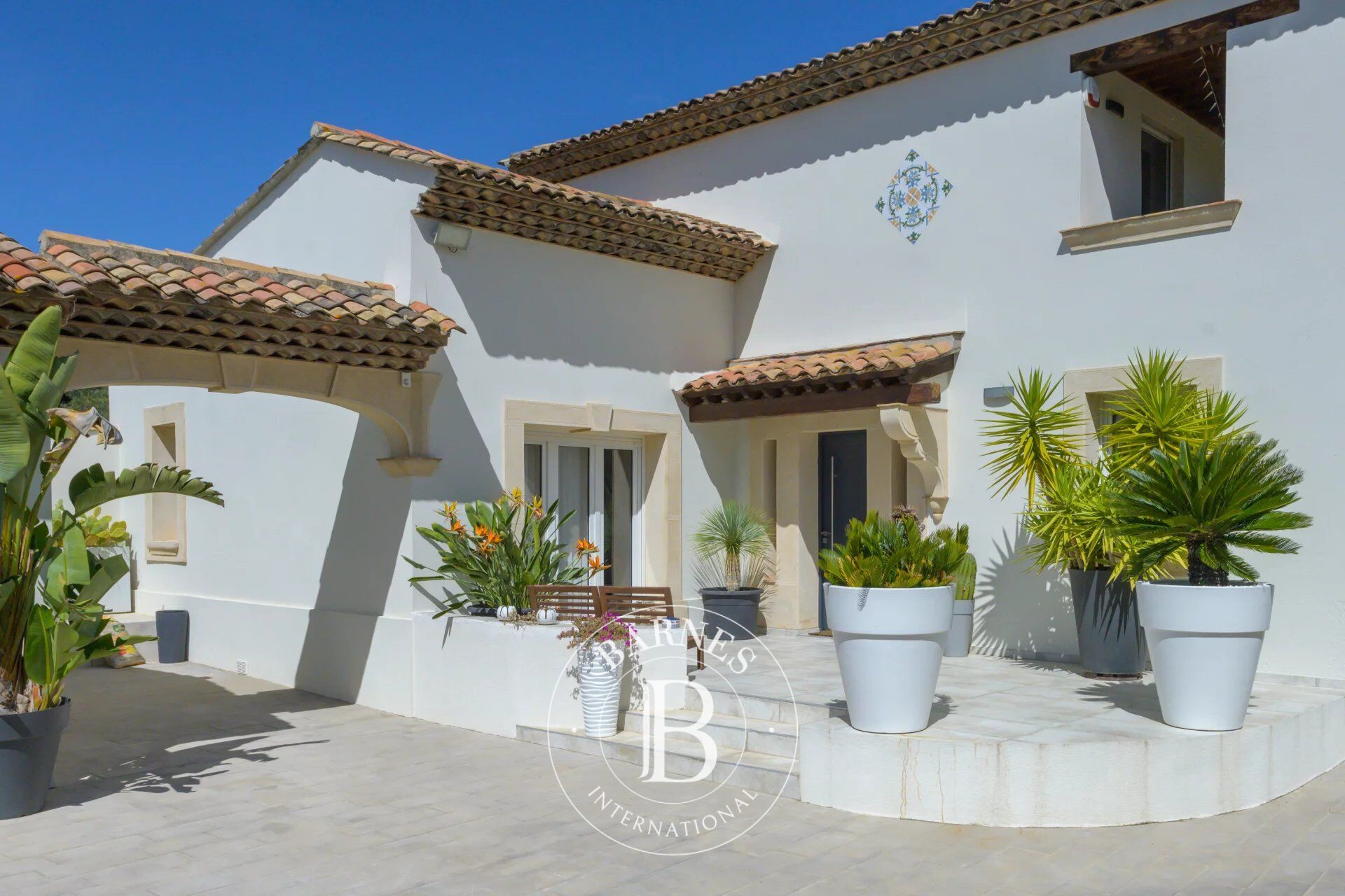 VENTE - ALLAUCH BON RENCONTRE - MAISON AVEC PISCINE ET JARDIN - picture 2